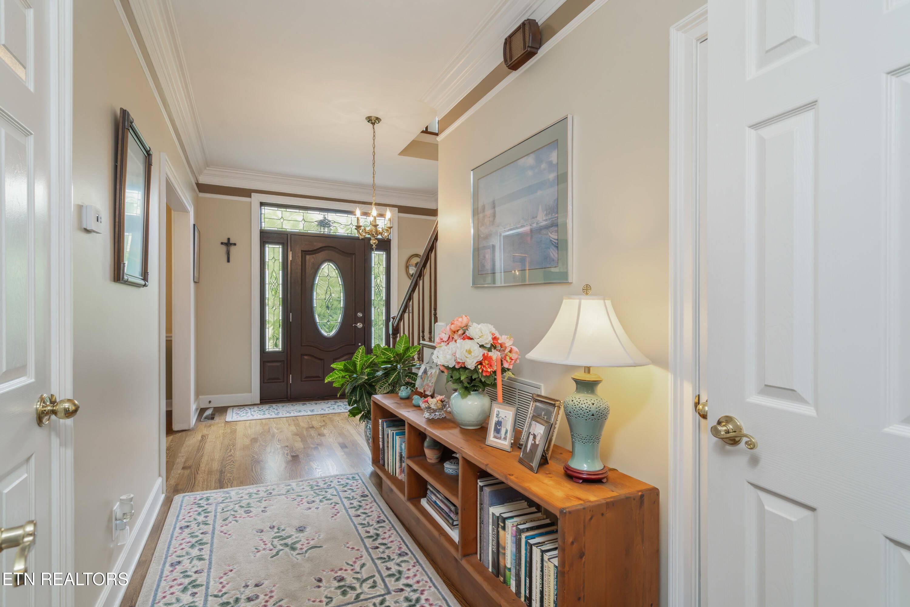 Kingston, Tennessee, 37763, United States, 3 Bedrooms Bedrooms, ,3 BathroomsBathrooms,Residential,For Sale,1762523