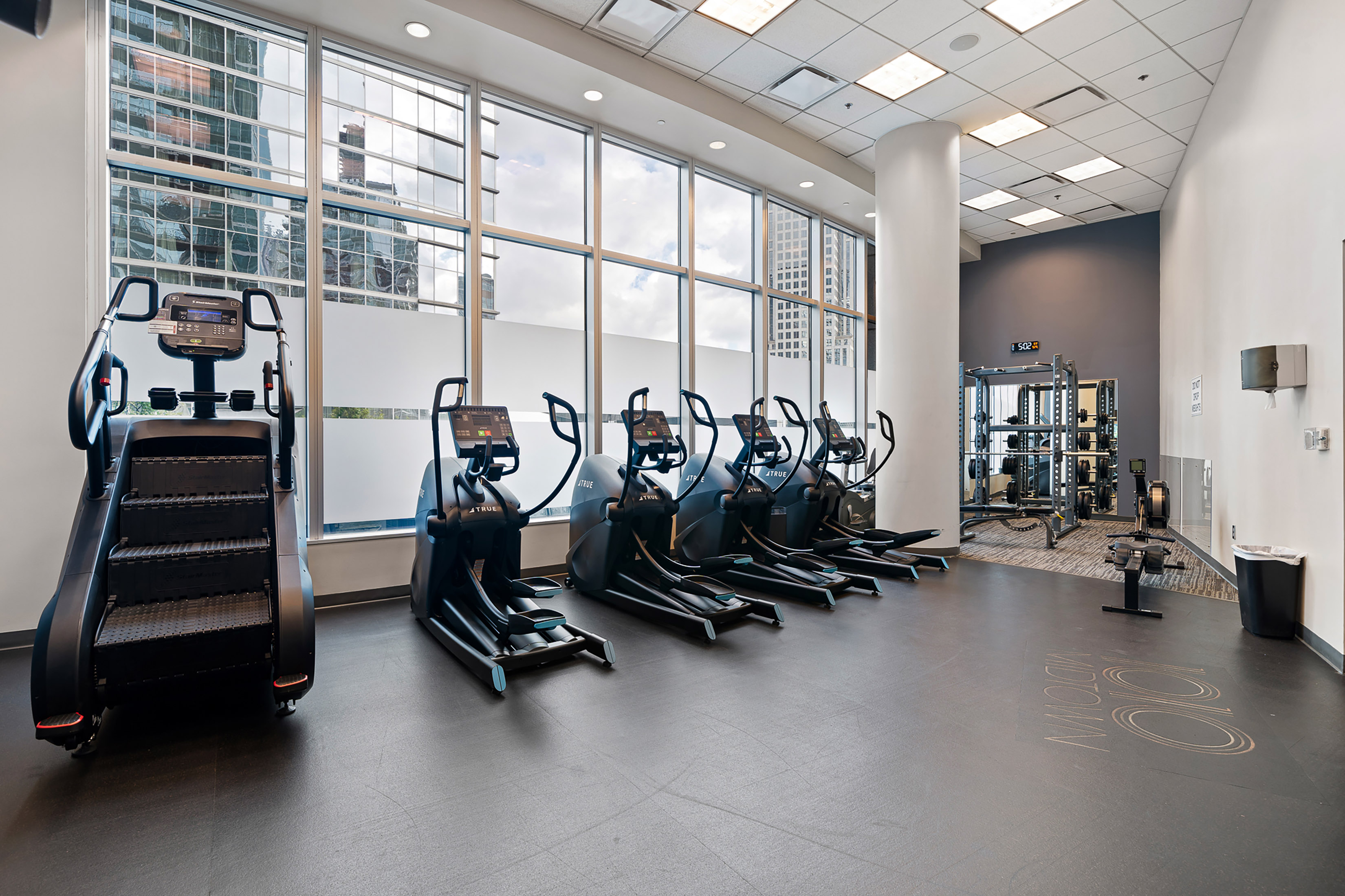  Exceptional Two Bedroom Residence at the Iconic 1010 Midtown - 物件實景