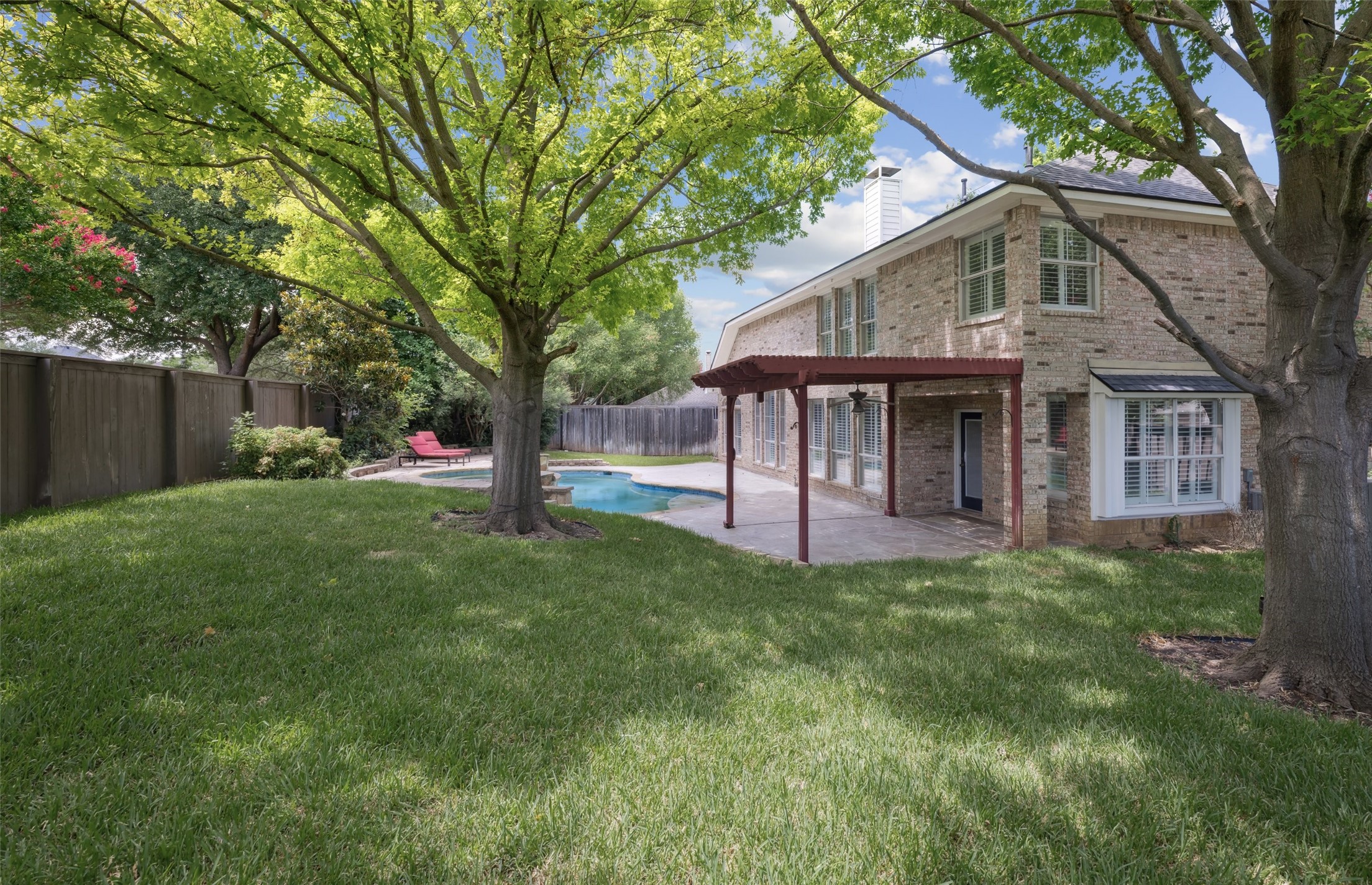 Southlake, Texas, 76092, United States, 4 Bedrooms Bedrooms, ,4 BathroomsBathrooms,Residential,For Sale,1883511
