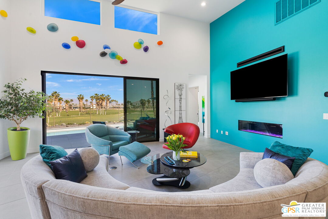 Palm Springs, California, 92262, United States, 3 Bedrooms Bedrooms, ,3 BathroomsBathrooms,Residential,For Sale,1903591