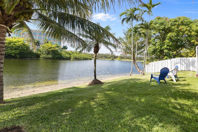 Sunrise, Florida, 33323, United States, 3 Bedrooms Bedrooms, ,2 BathroomsBathrooms,Residential,For Sale,1862219
