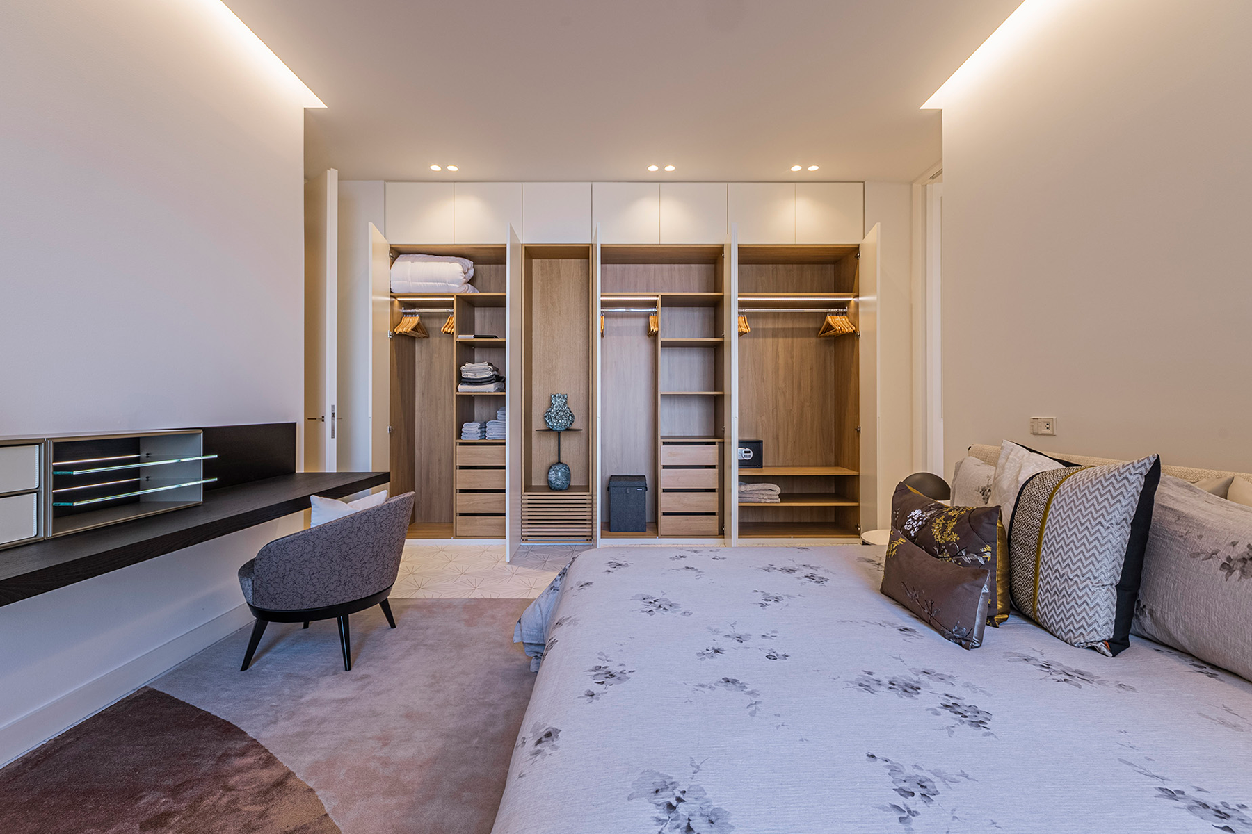  Impressive apartment with furniture of the highest category. - 物件實景