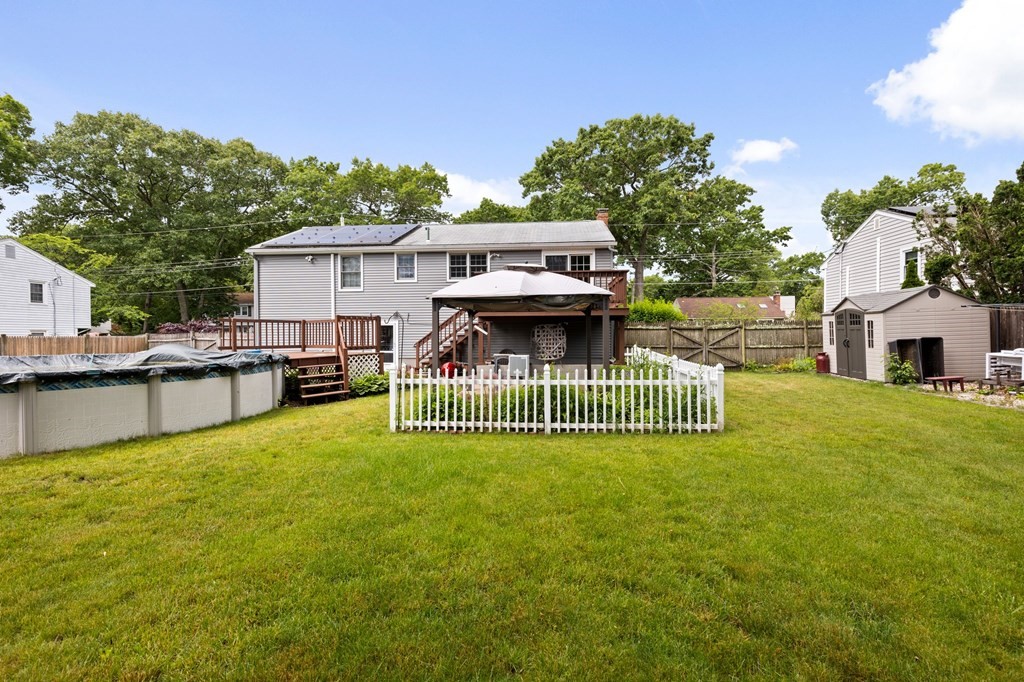 Brockton, Massachusetts, 02301, United States, 3 Bedrooms Bedrooms, ,2 BathroomsBathrooms,Residential,For Sale,1920767