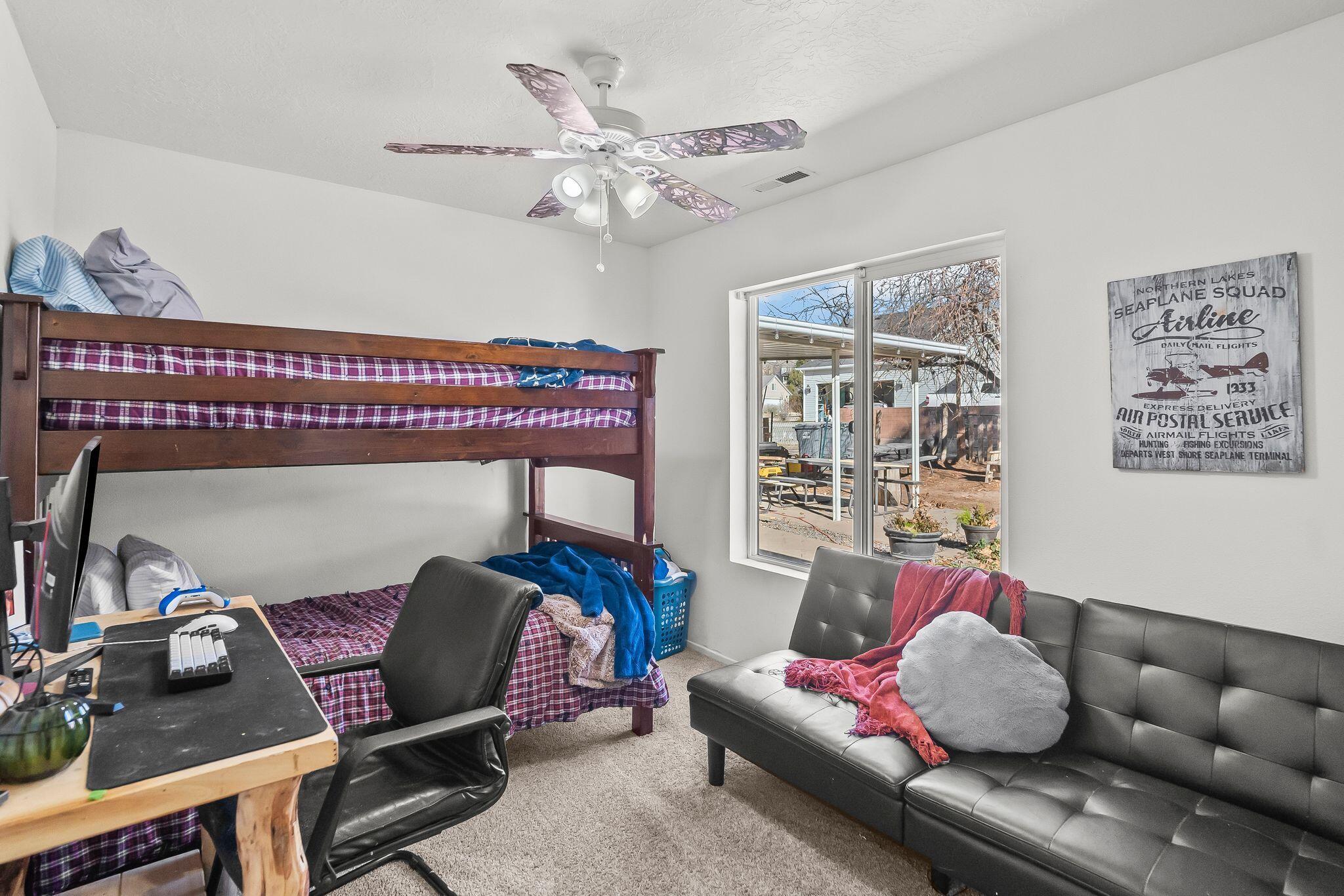 St George, Utah, 84770, United States, 6 Bedrooms Bedrooms, ,3 BathroomsBathrooms,Residential,For Sale,2005357