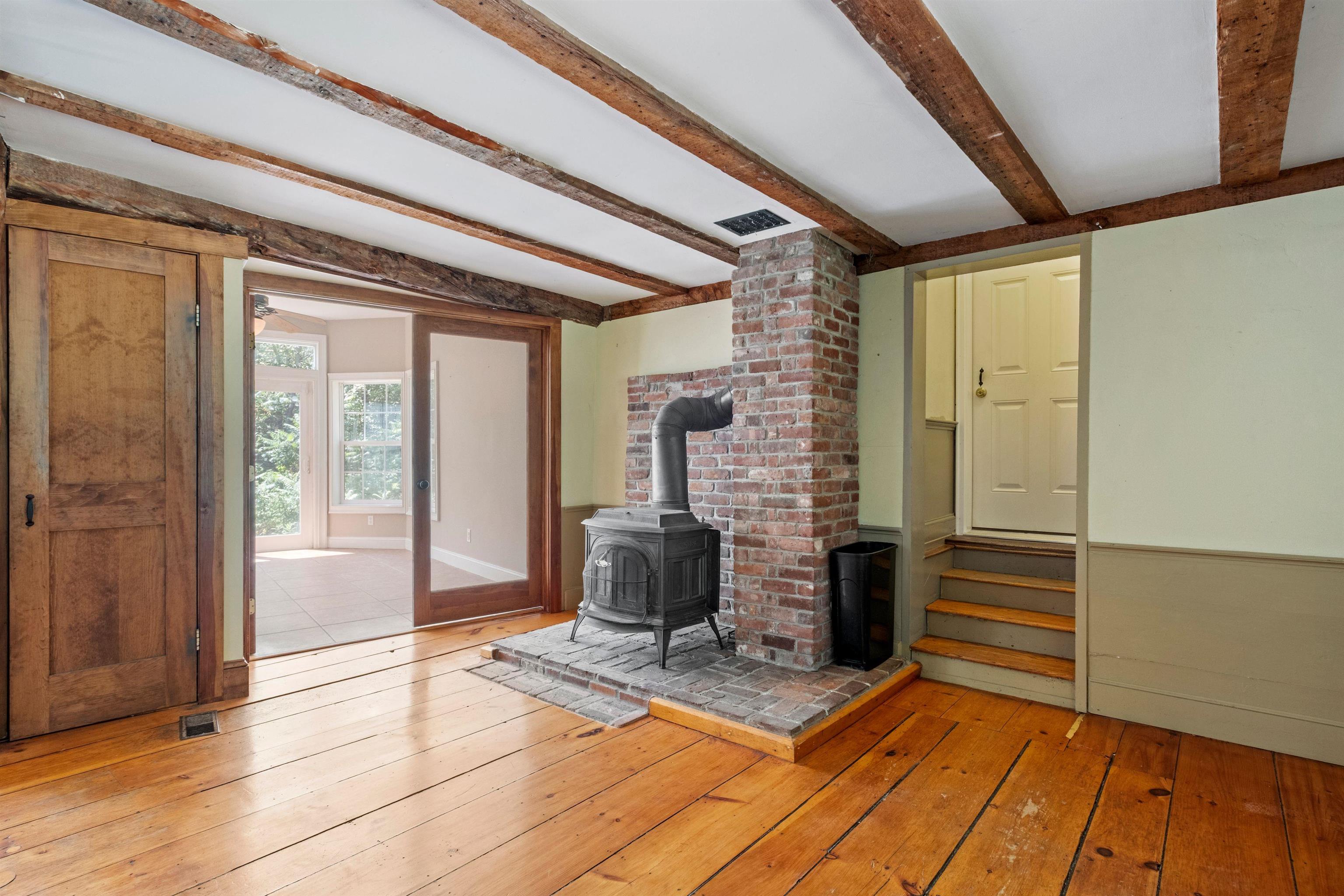 Warner, New Hampshire, 03278, United States, 3 Bedrooms Bedrooms, ,3 BathroomsBathrooms,Residential,For Sale,1912290