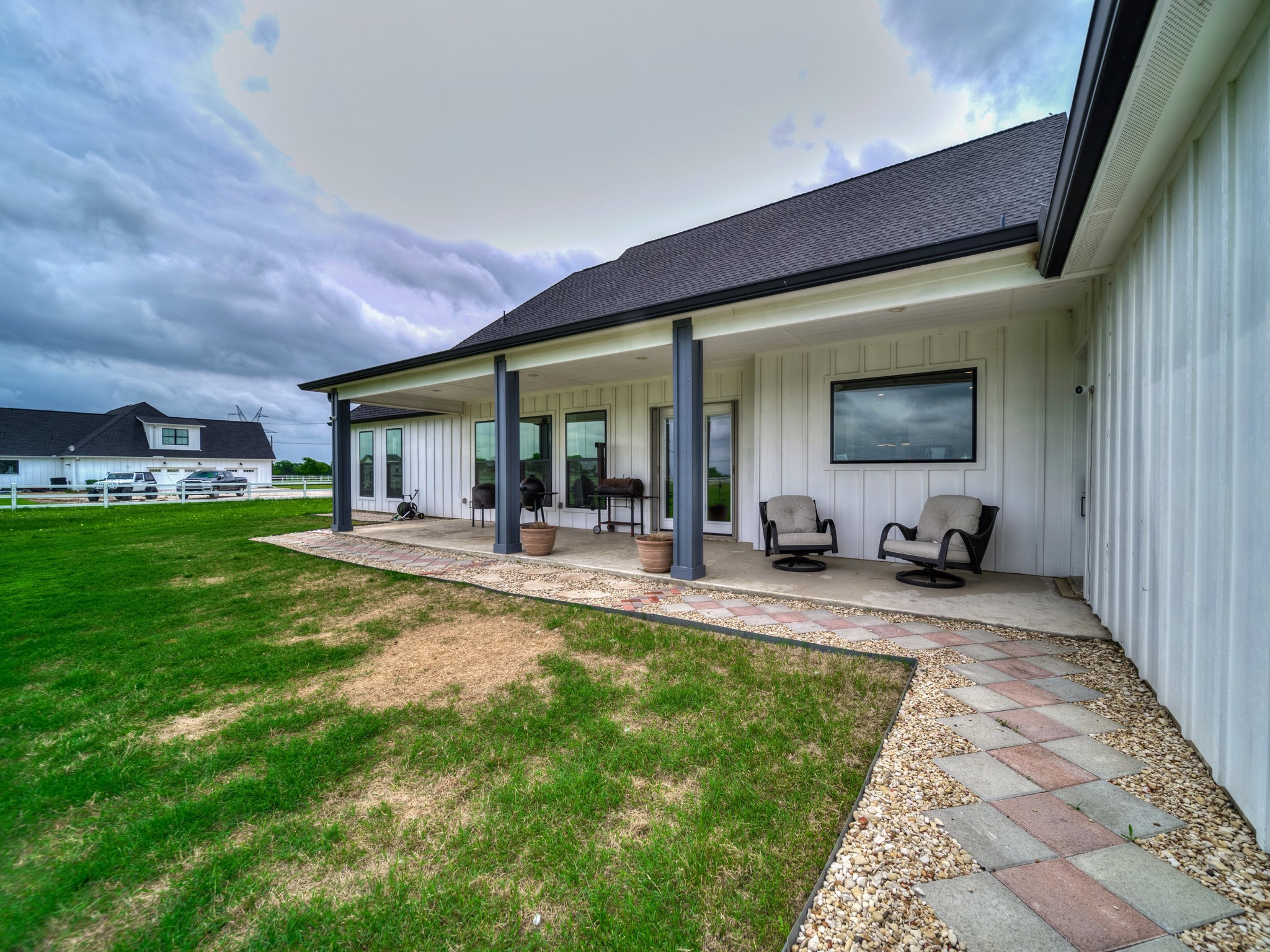 Krum, Texas, 76249, United States, 5 Bedrooms Bedrooms, ,4 BathroomsBathrooms,Residential,For Sale,1795131