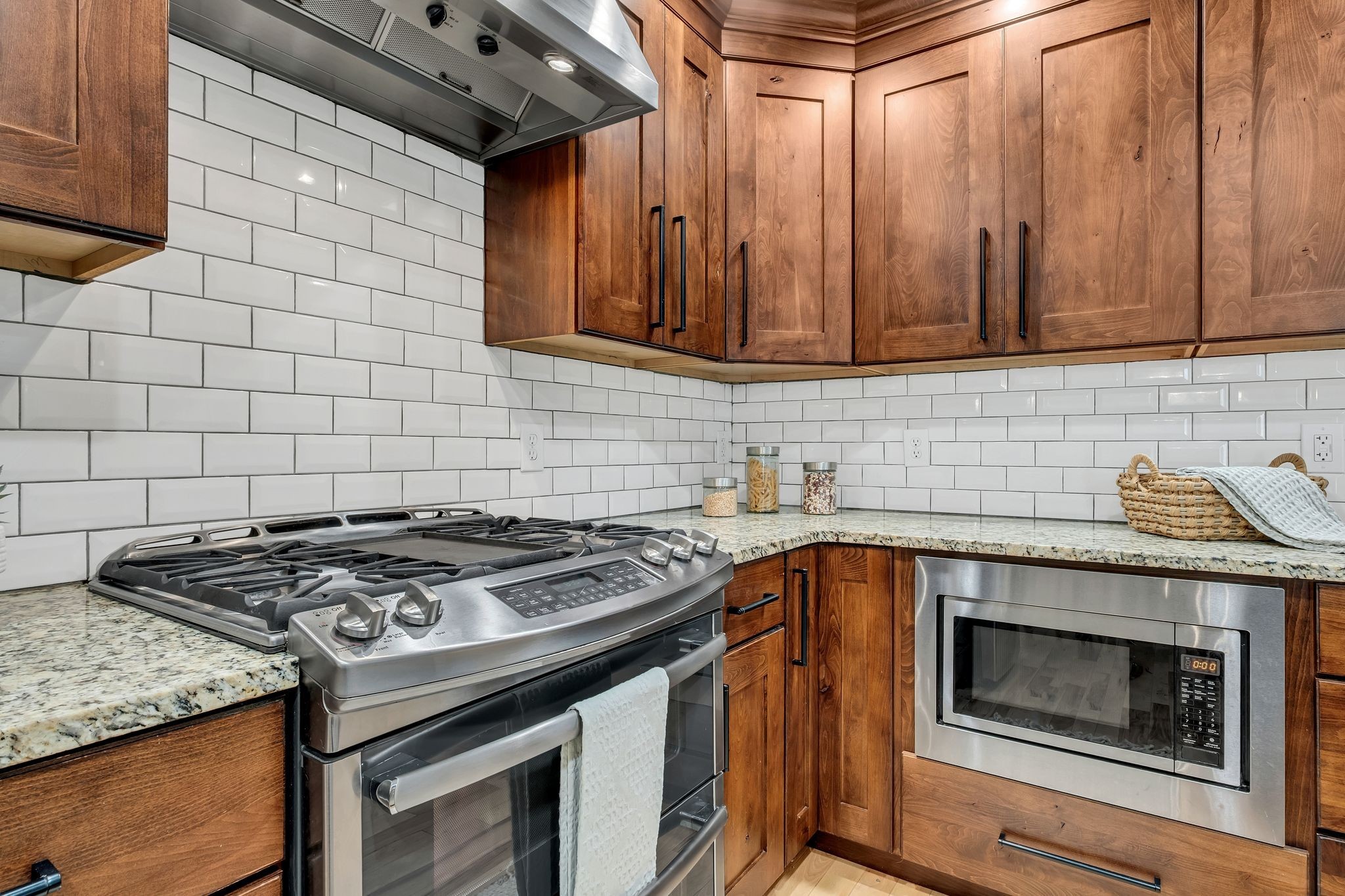  221 Adams Ct, Franklin, TN, 37064 - 物件實景