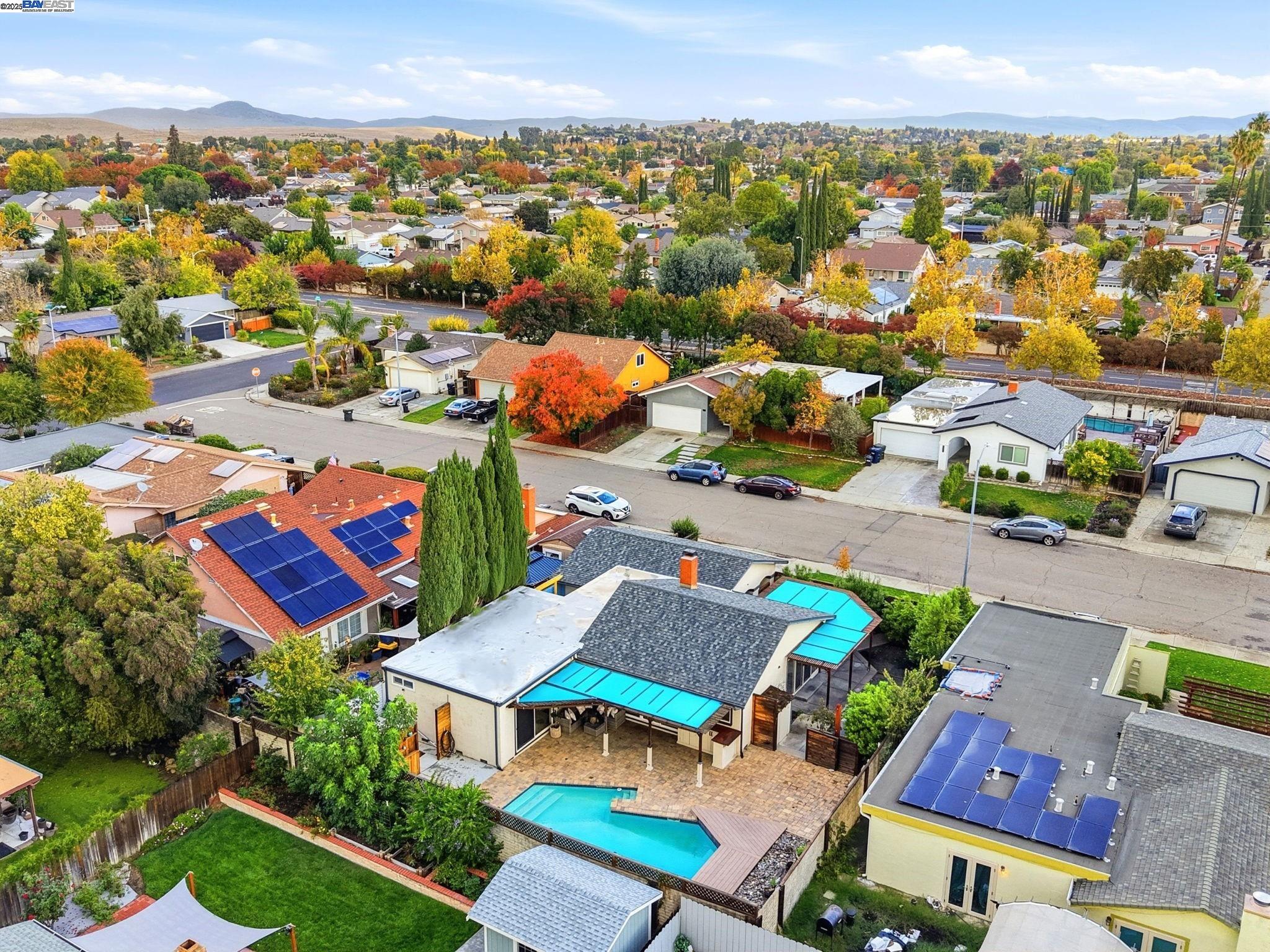 Livermore, California, 94551, United States, 3 Bedrooms Bedrooms, ,2 BathroomsBathrooms,Residential,For Sale,1992921