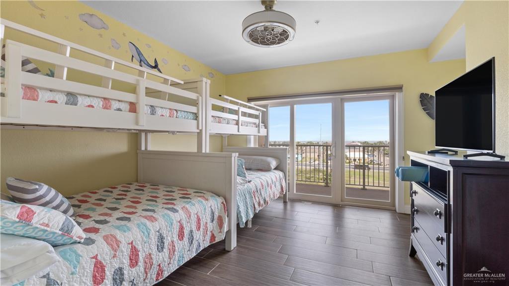 South Padre Island, Texas, 78597, United States, 3 Bedrooms Bedrooms, ,4 BathroomsBathrooms,Residential,For Sale,1731690