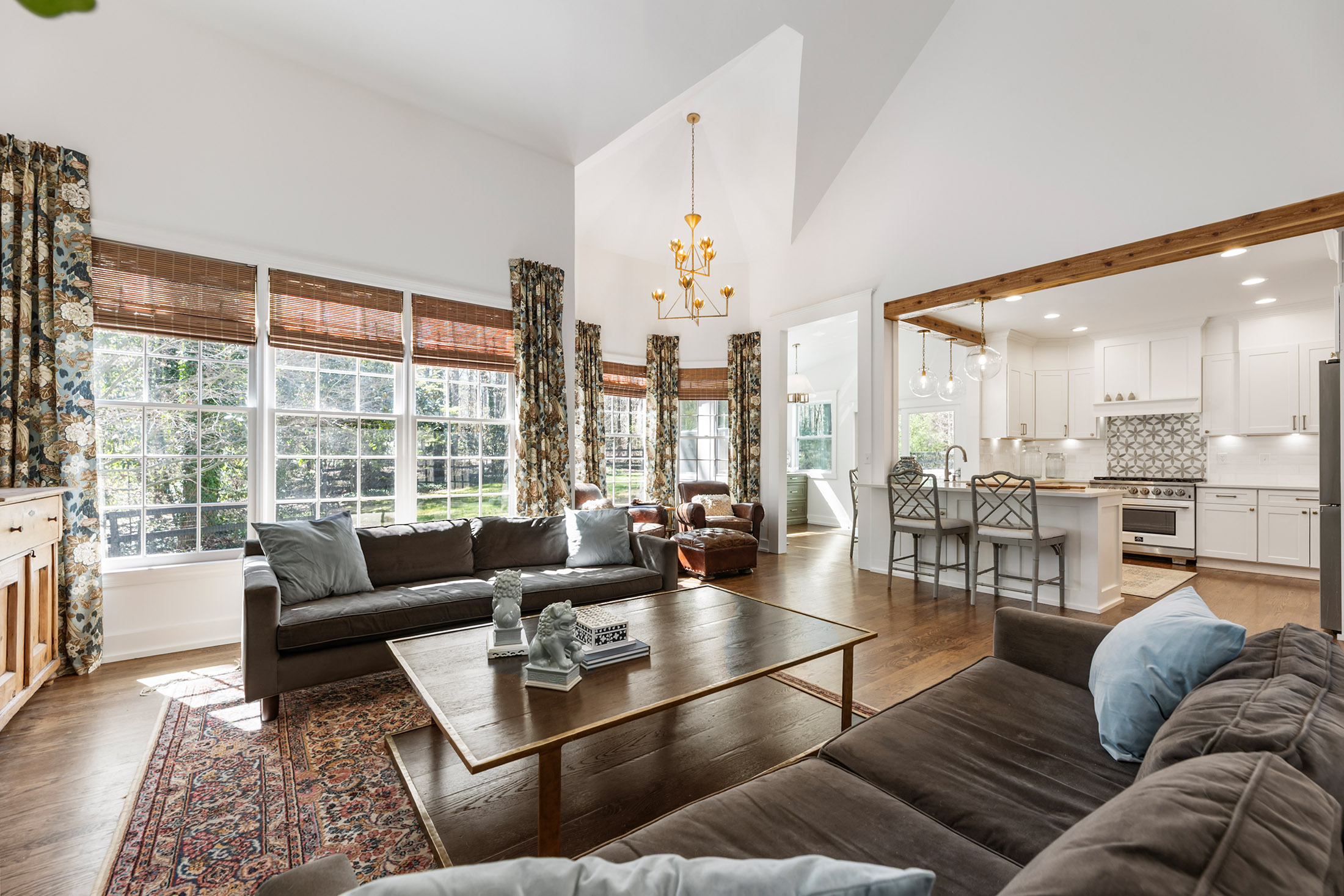  Charming Home Offers the Perfect Blend of Charm, Function, and Location - 物件實景