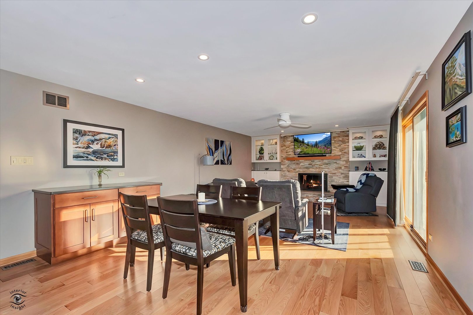 Palos Park, Illinois, 60464, United States, 4 Bedrooms Bedrooms, ,3 BathroomsBathrooms,Residential,For Sale,1875231