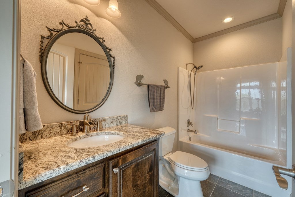 Hiawassee, Georgia, 30546, United States, 3 Bedrooms Bedrooms, ,4 BathroomsBathrooms,Residential,For Sale,1721105