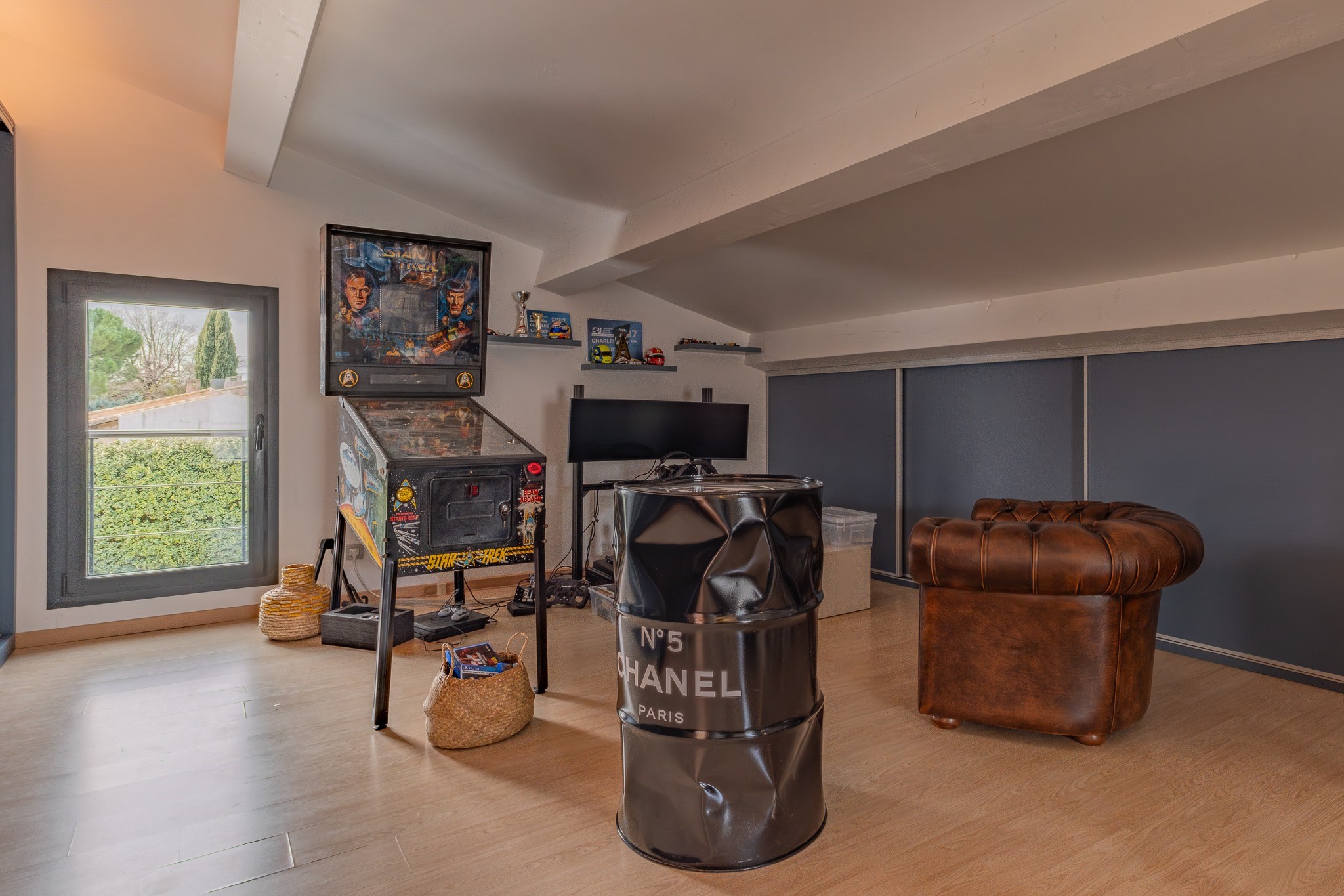  Elegant Contemporary Home of 250 m² on 4,000 m² of Grounds North of Aix-en-Prov… - 物件實景