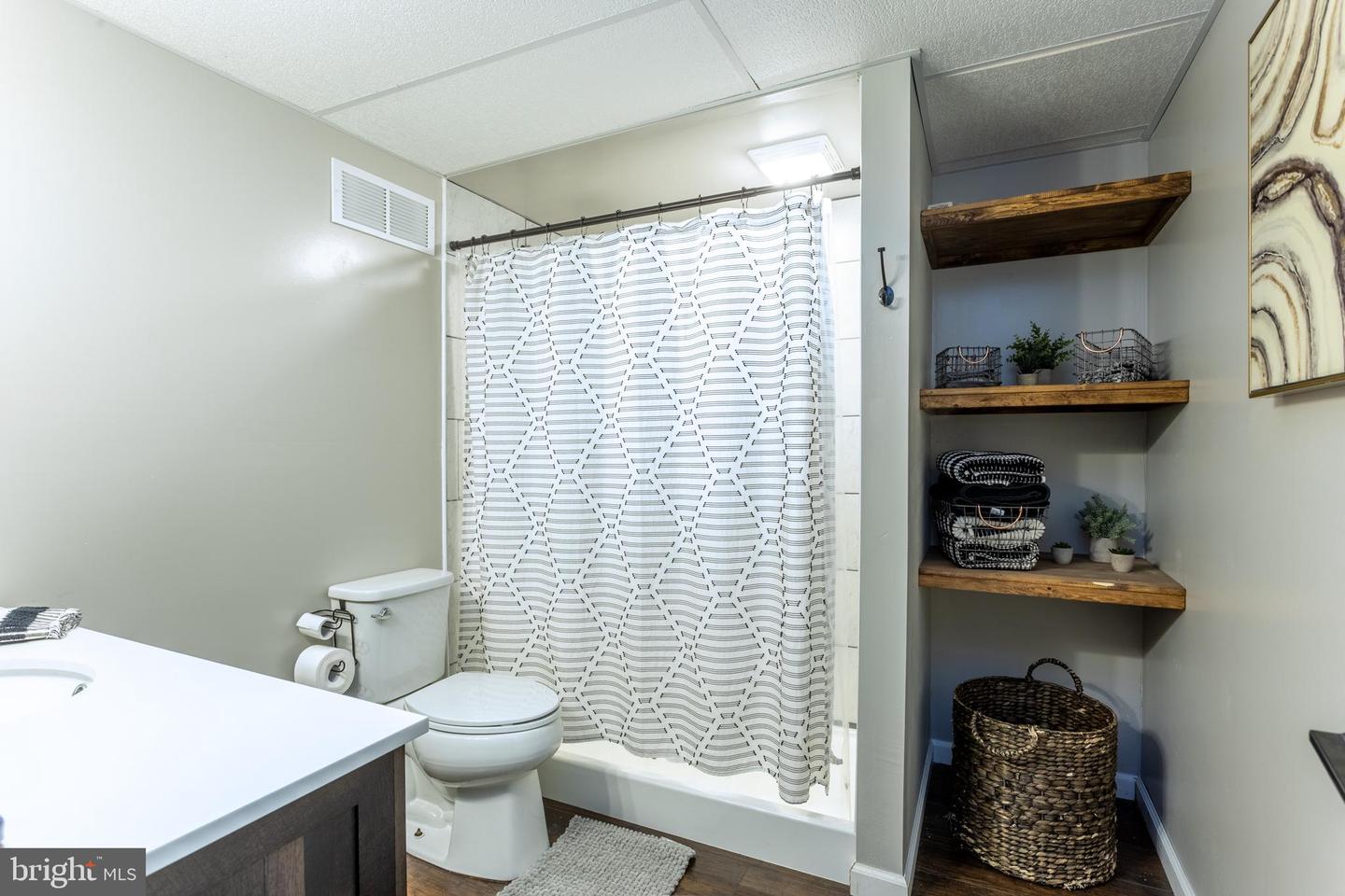 Pylesville, Maryland, 21132, United States, 5 Bedrooms Bedrooms, ,4 BathroomsBathrooms,Residential,For Sale,1989231