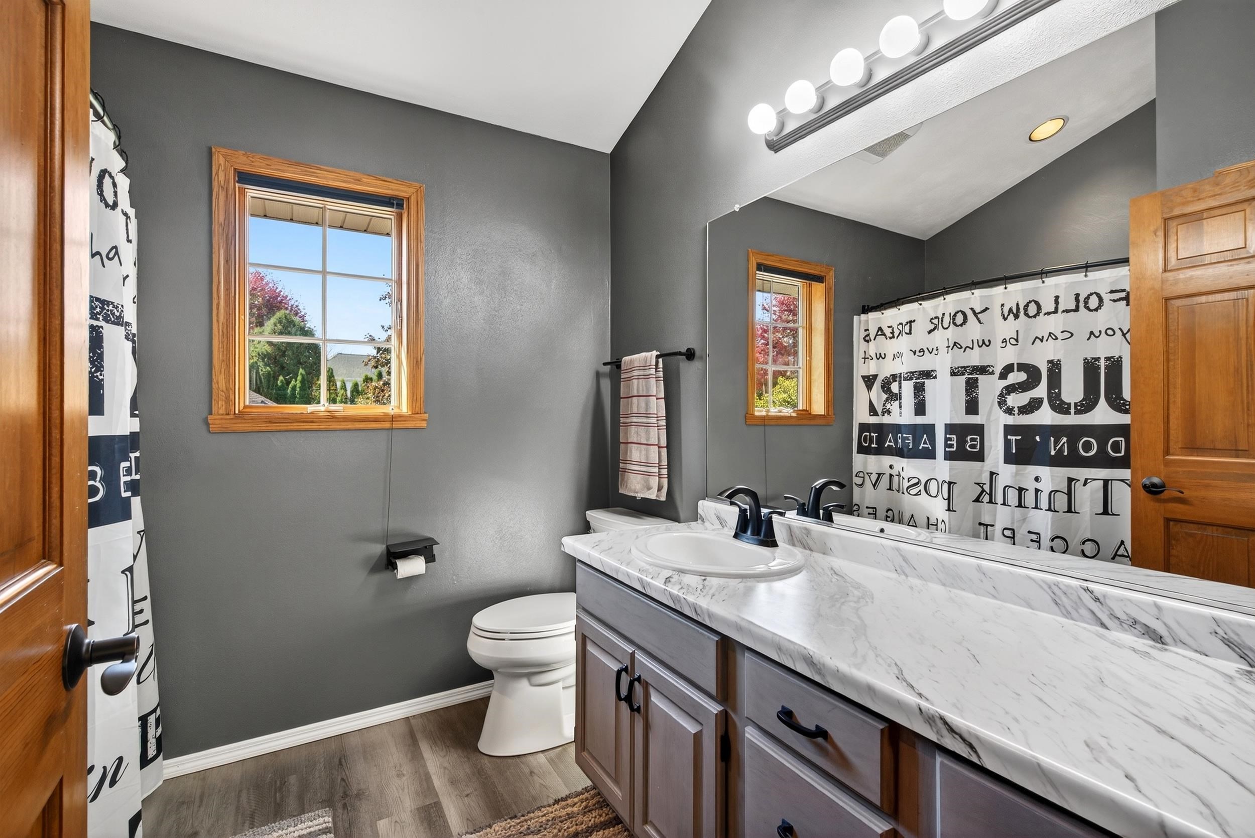 Appleton, Wisconsin, 54913, United States, 3 Bedrooms Bedrooms, ,3 BathroomsBathrooms,Residential,For Sale,1976936