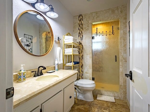 Possum Kingdom Lake, Texas, 76449, United States, 3 Bedrooms Bedrooms, ,2 BathroomsBathrooms,Residential,For Sale,1976028