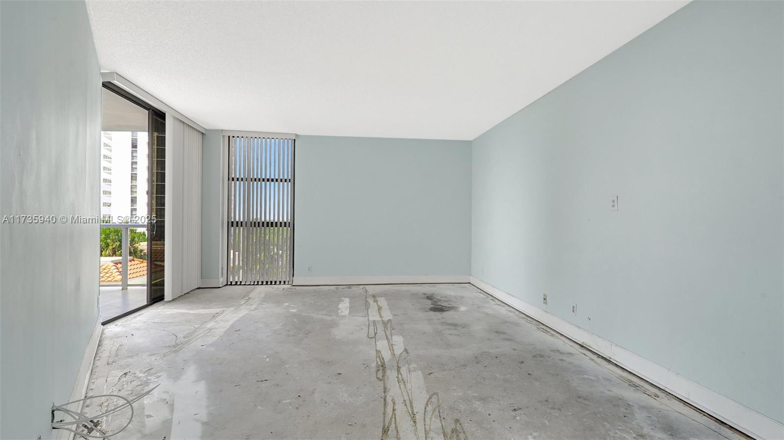 Aventura, Florida, 33180, United States, 3 Bedrooms Bedrooms, ,3 BathroomsBathrooms,Residential,For Sale,1696831