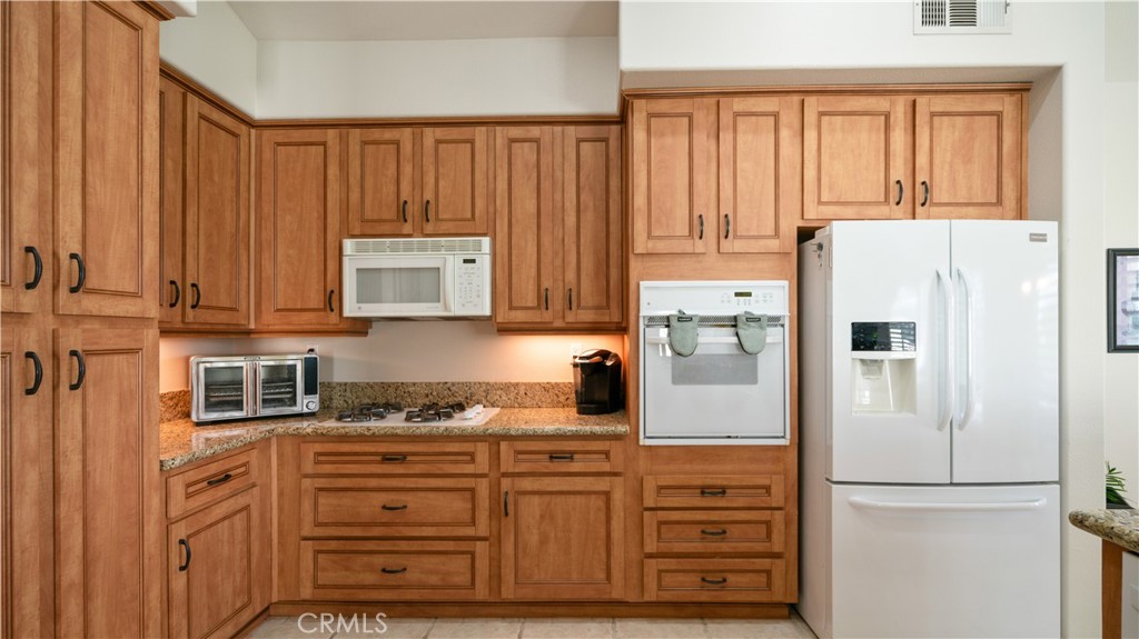 Palm Desert, California, 92211, United States, 3 Bedrooms Bedrooms, ,2 BathroomsBathrooms,Residential,For Sale,1979954