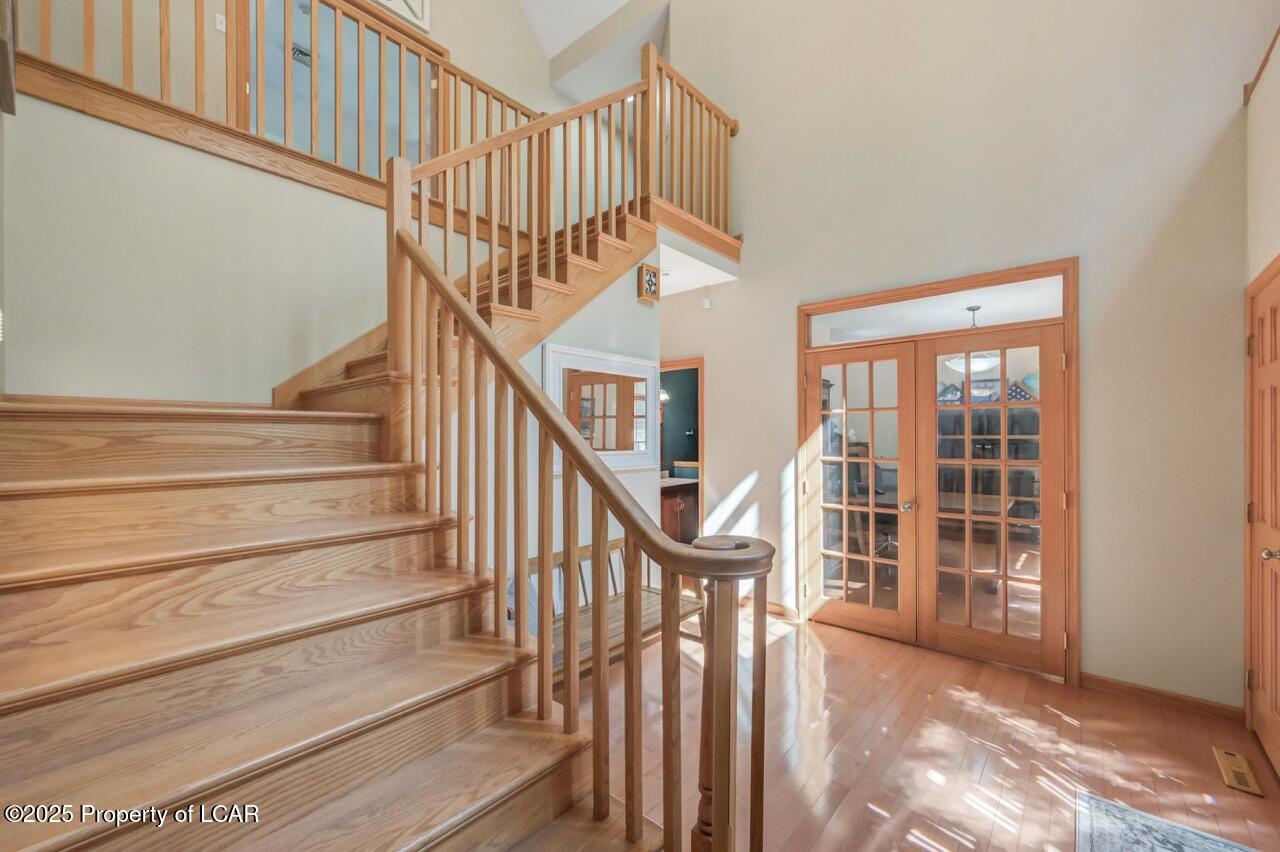 Mountain Top, Pennsylvania, 18707, United States, 4 Bedrooms Bedrooms, ,5 BathroomsBathrooms,Residential,For Sale,1944925