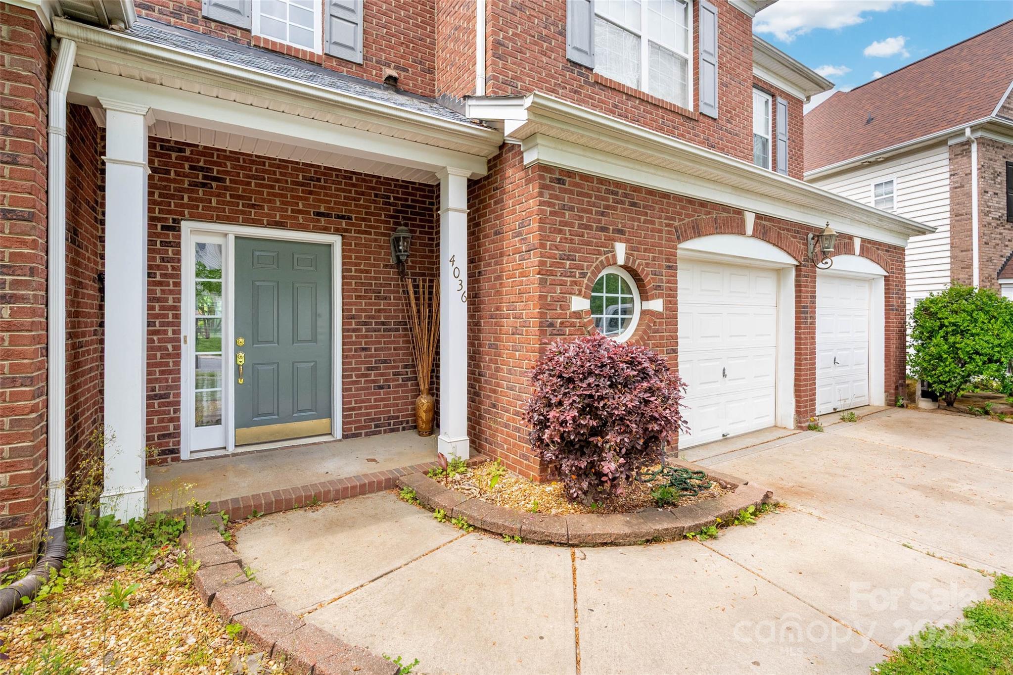 Charlotte, North Carolina, 28213, United States, 4 Bedrooms Bedrooms, ,3 BathroomsBathrooms,Residential,For Sale,1794508