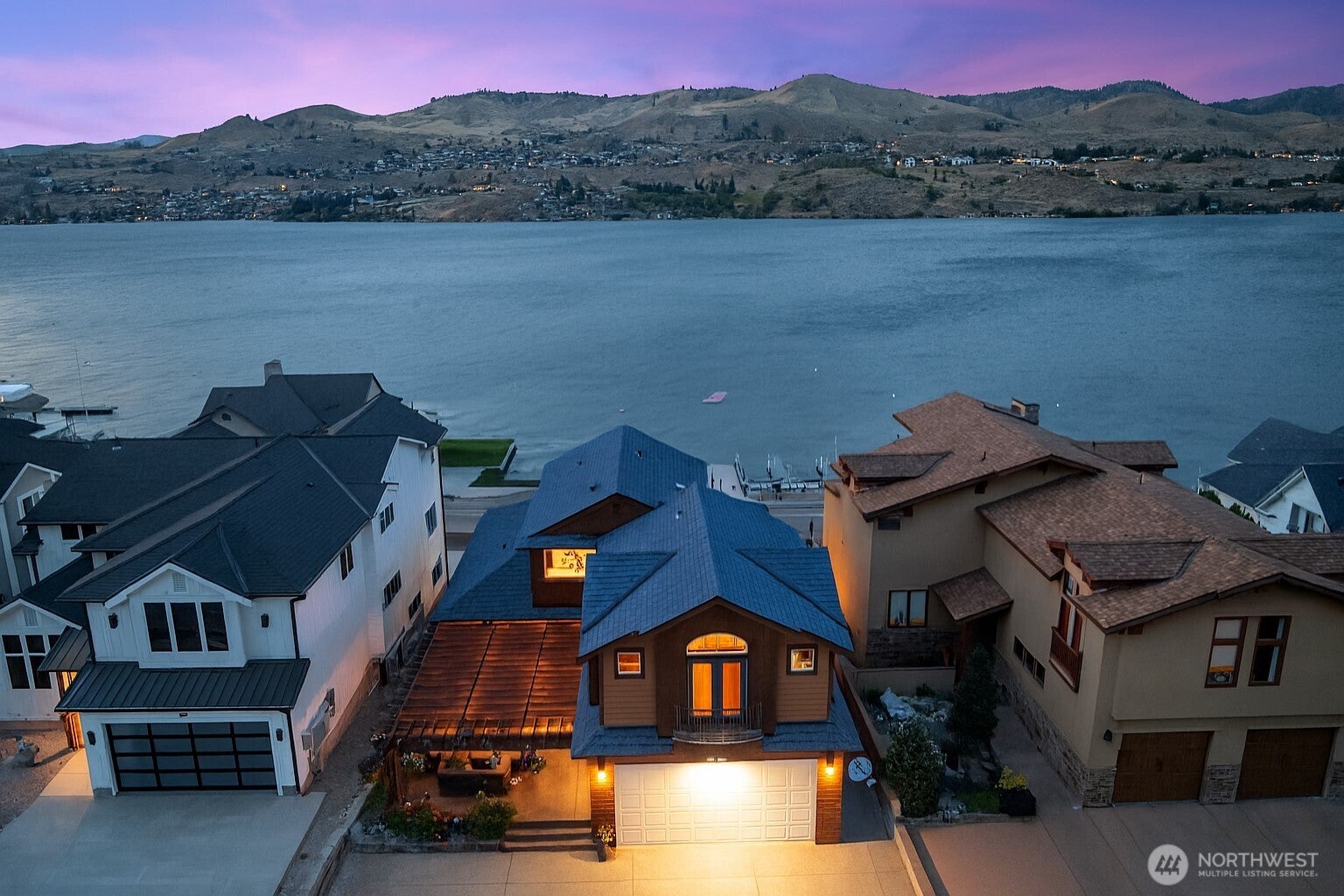 Chelan, Washington, 98816, United States, 5 Bedrooms Bedrooms, ,3 BathroomsBathrooms,Residential,For Sale,1896644