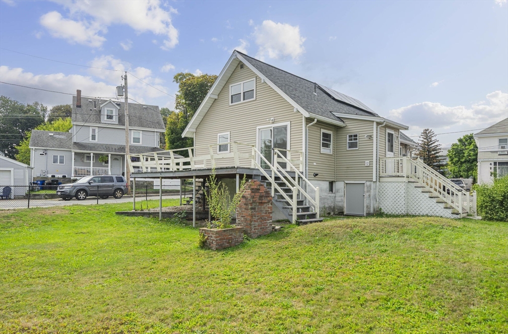 Quincy, Massachusetts, 02169, United States, 3 Bedrooms Bedrooms, ,2 BathroomsBathrooms,Residential,For Sale,1951174