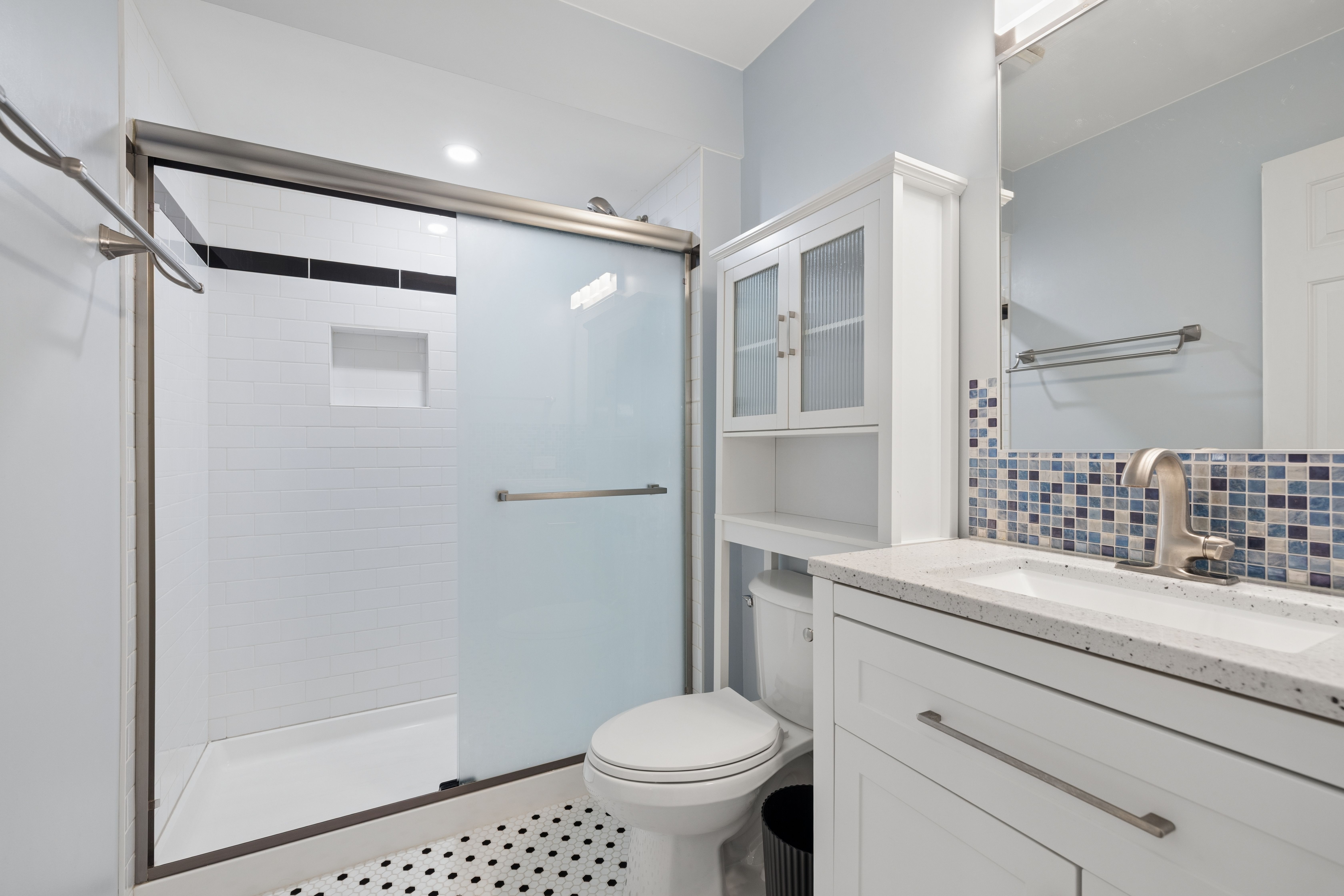  Thoughtfully Rrenovated from Top to Bottom - 物件實景