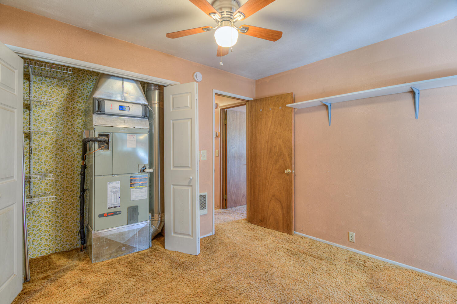 La Pine, Oregon, 97739, United States, 3 Bedrooms Bedrooms, ,2 BathroomsBathrooms,Residential,For Sale,1975035