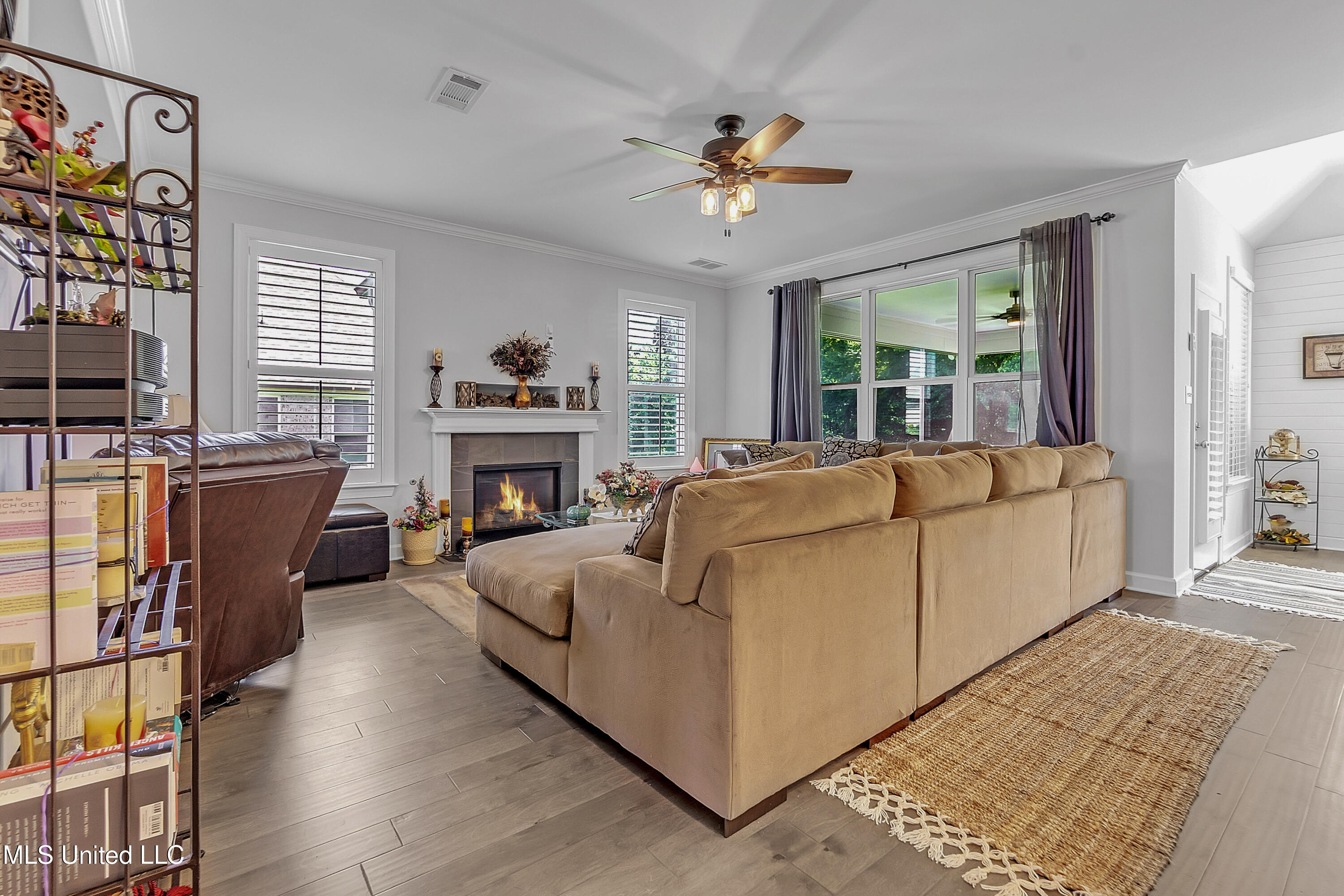 Olive Branch, Mississippi, 38654, United States, 4 Bedrooms Bedrooms, ,3 BathroomsBathrooms,Residential,For Sale,1915801