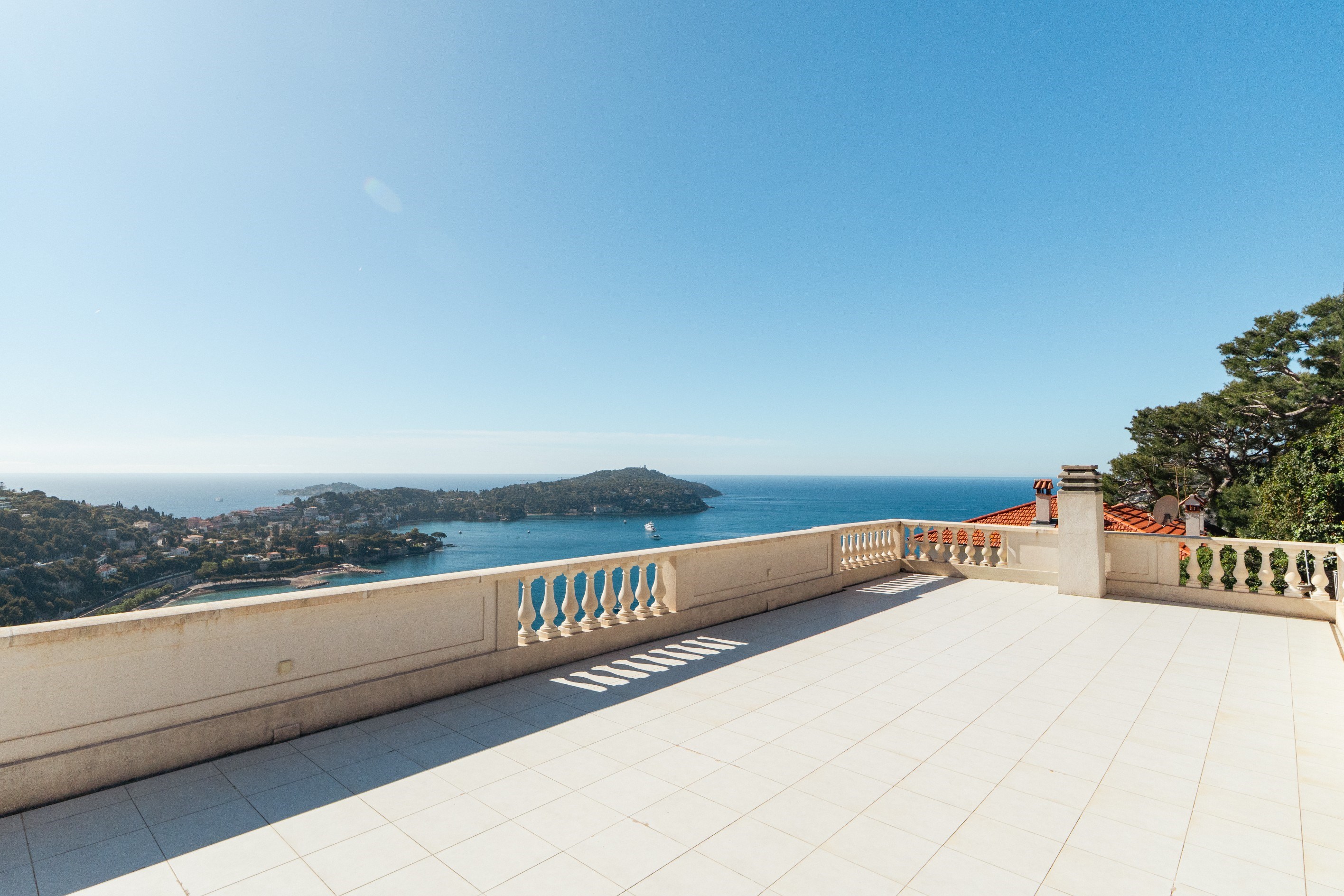  Sole agent listing - Villa Clarté: a prestigious property with sea views, rooft… - 物件實景
