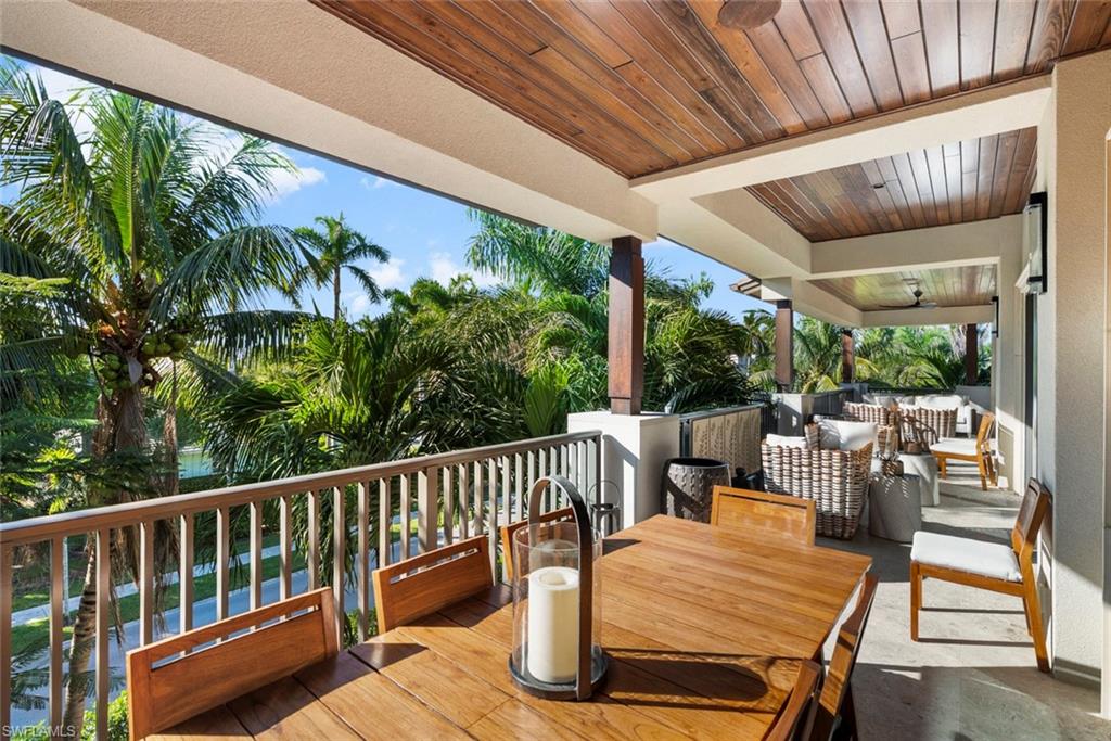 Naples, Florida, 34102, United States, 5 Bedrooms Bedrooms, ,6 BathroomsBathrooms,Residential,For Sale,1993468