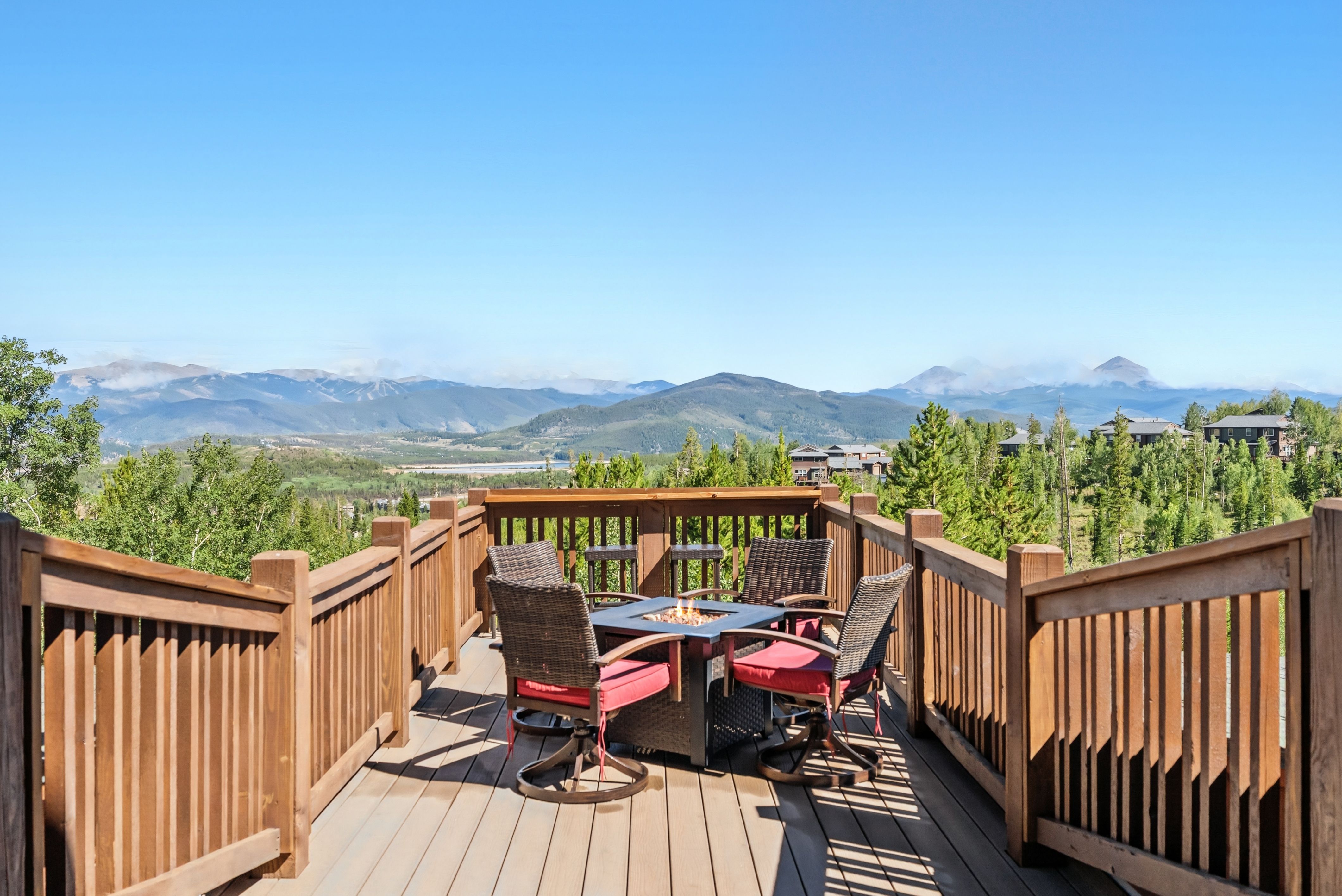  One-of-a-Kind Mountain Retreat - 物件實景