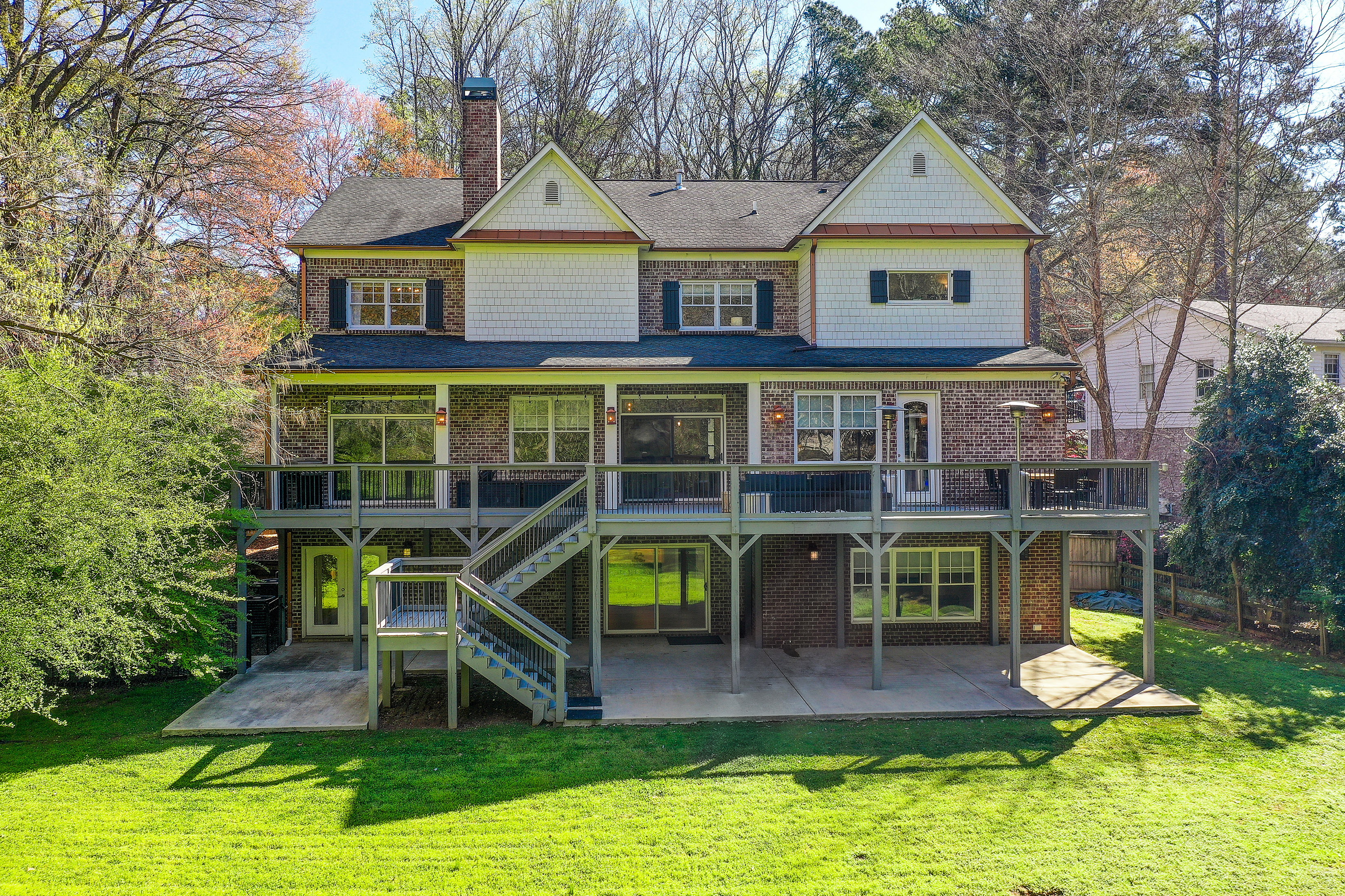  Exceptional Space and Craftsmanship in Custom Brookhaven Home - 物件實景