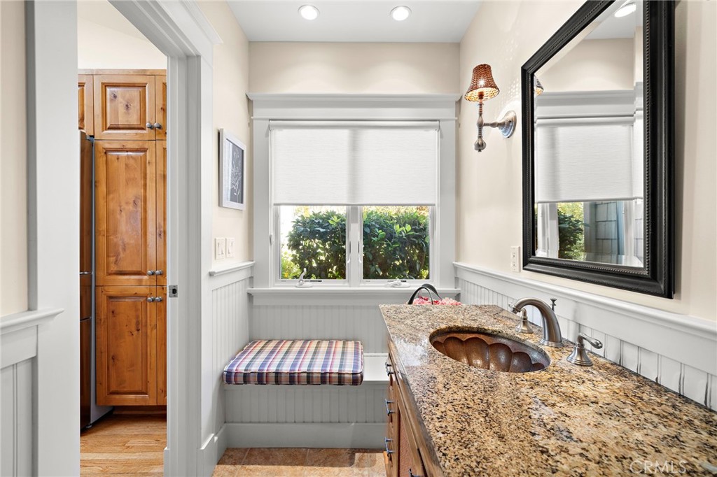 Laguna Beach, California, 92651, United States, 3 Bedrooms Bedrooms, ,3 BathroomsBathrooms,Residential,For Sale,1939683