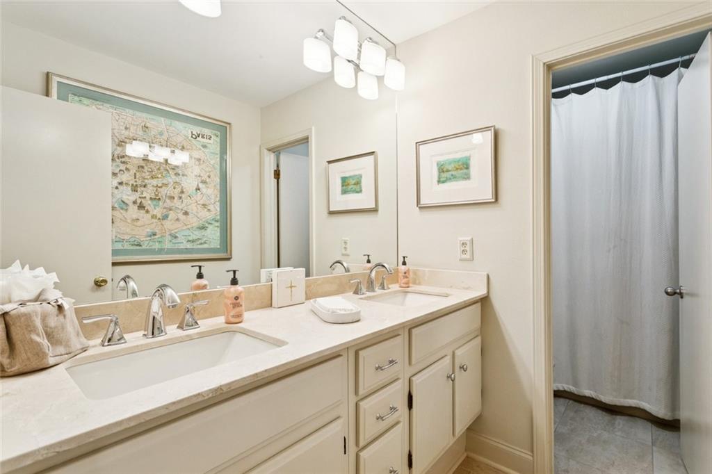 Covington, Louisiana, 70433, United States, 3 Bedrooms Bedrooms, ,3 BathroomsBathrooms,Residential,For Sale,1902659