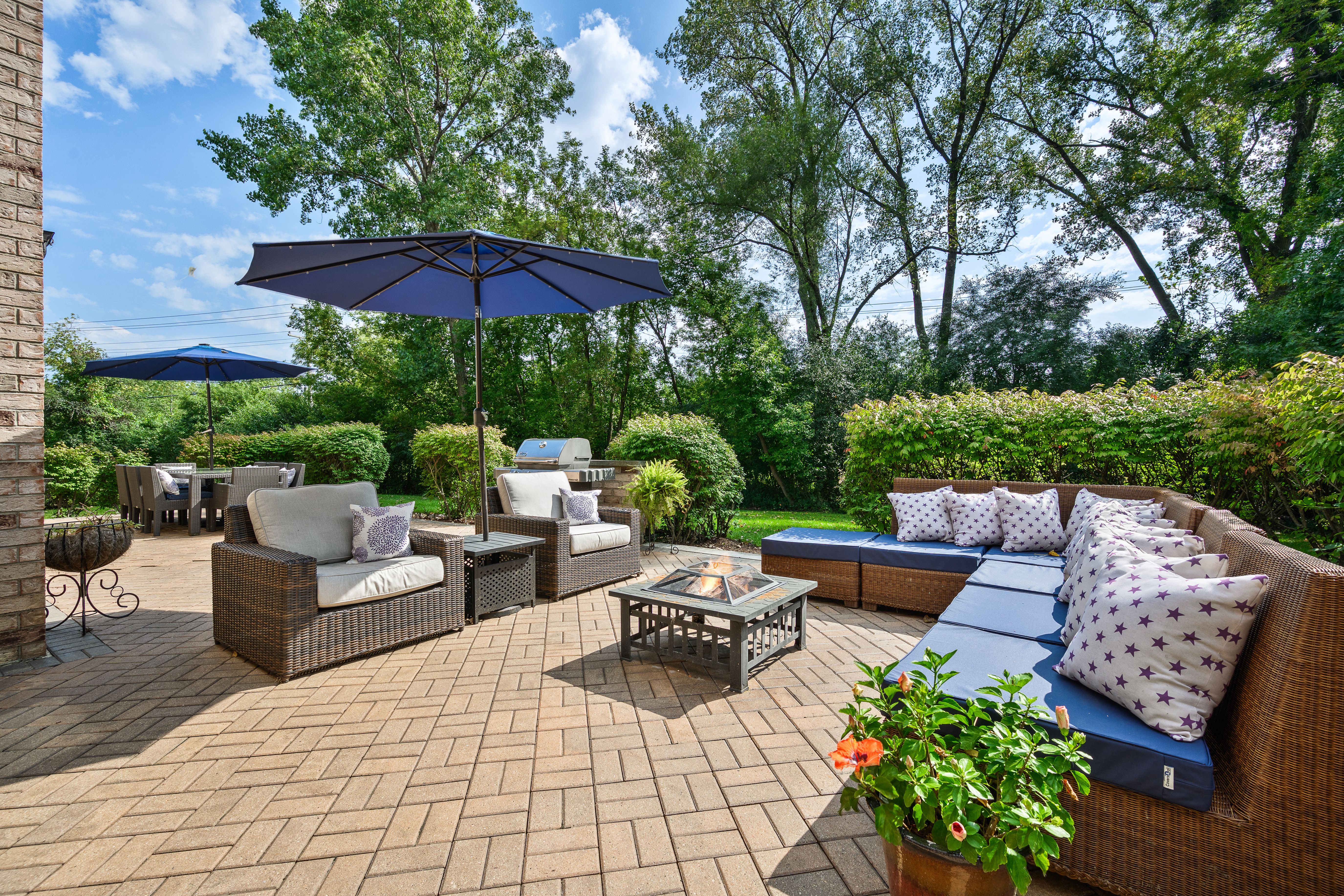  Exceptional Highland Park sSone and Brick Estate - 物件實景