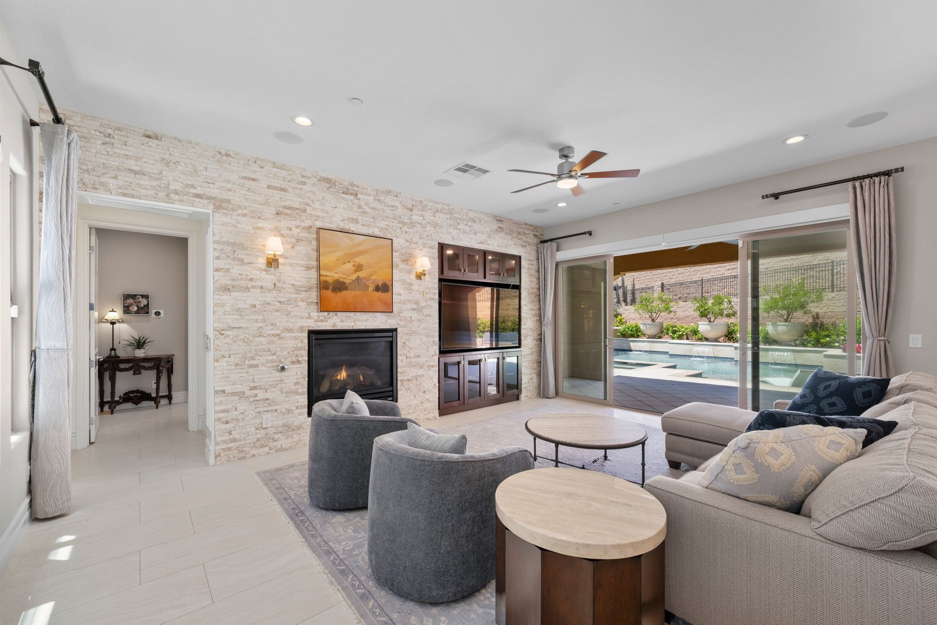  DESIGNER DREAM OASIS IN GATED LAKE LAS VEGAS, FURNISHED TURN-KEY - 物件實景