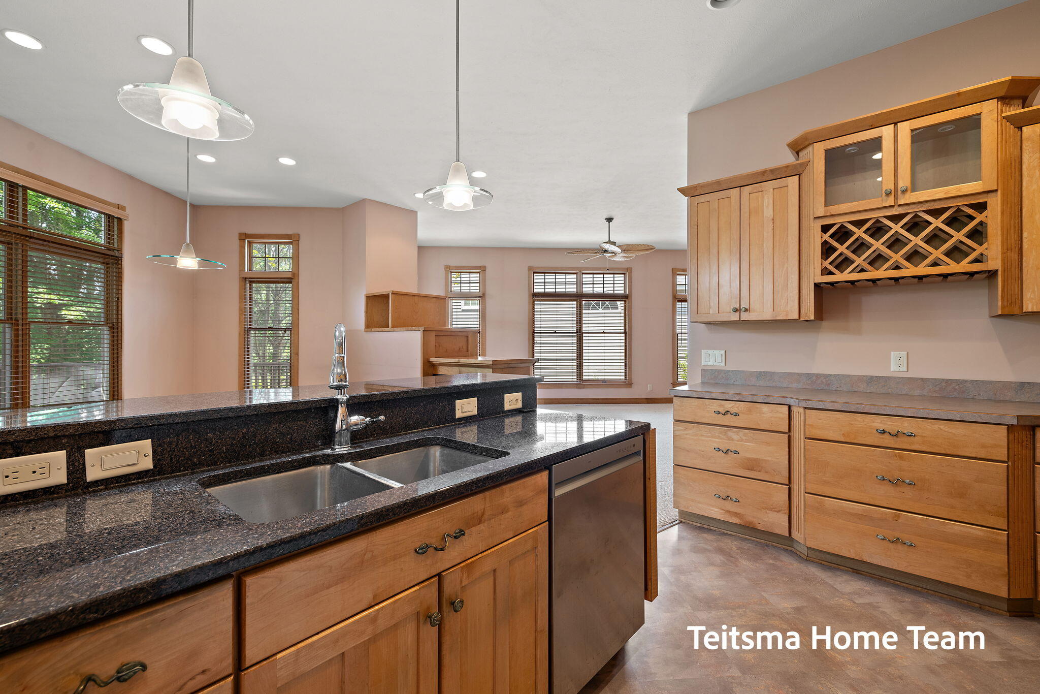 Spring Lake, Michigan, 49456, United States, 2 Bedrooms Bedrooms, ,3 BathroomsBathrooms,Residential,For Sale,1901119