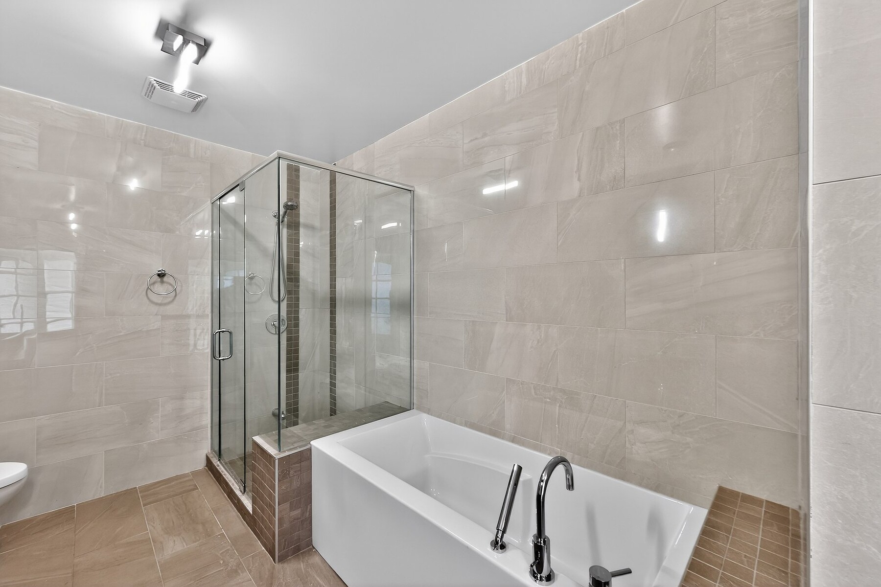  Sainte-Dorothée, Laval - 物件實景