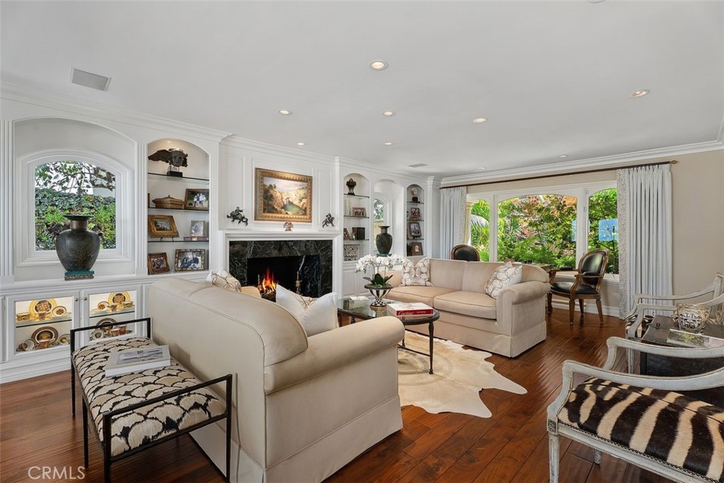 Corona del Mar, California, 92625, United States, 5 Bedrooms Bedrooms, ,5 BathroomsBathrooms,Residential,For Sale,1918419