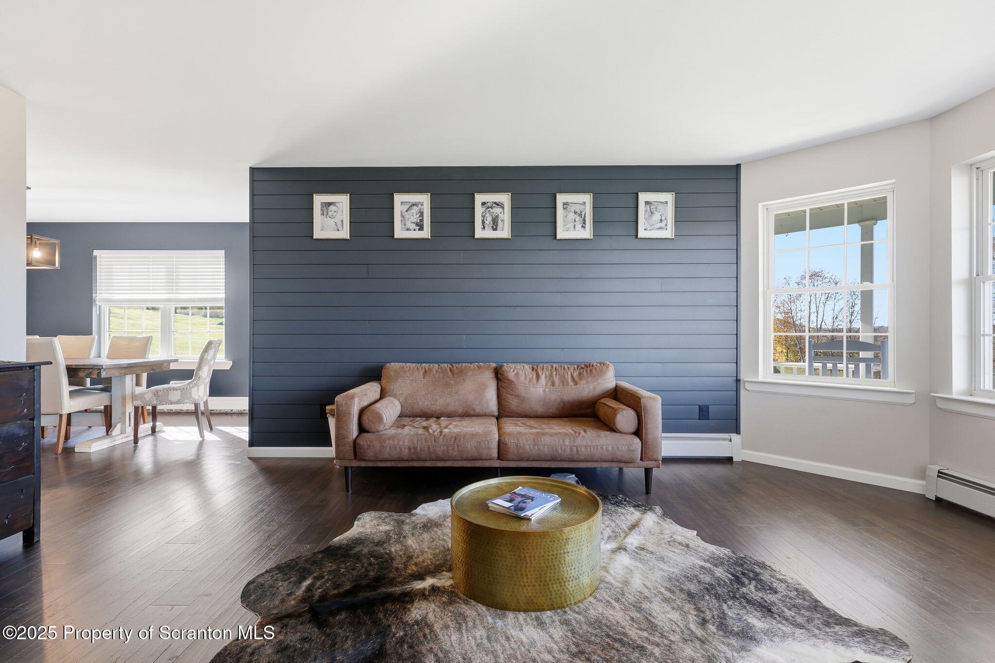 Clifford Twp, Pennsylvania, 18470, United States, 4 Bedrooms Bedrooms, ,3 BathroomsBathrooms,Residential,For Sale,1978908