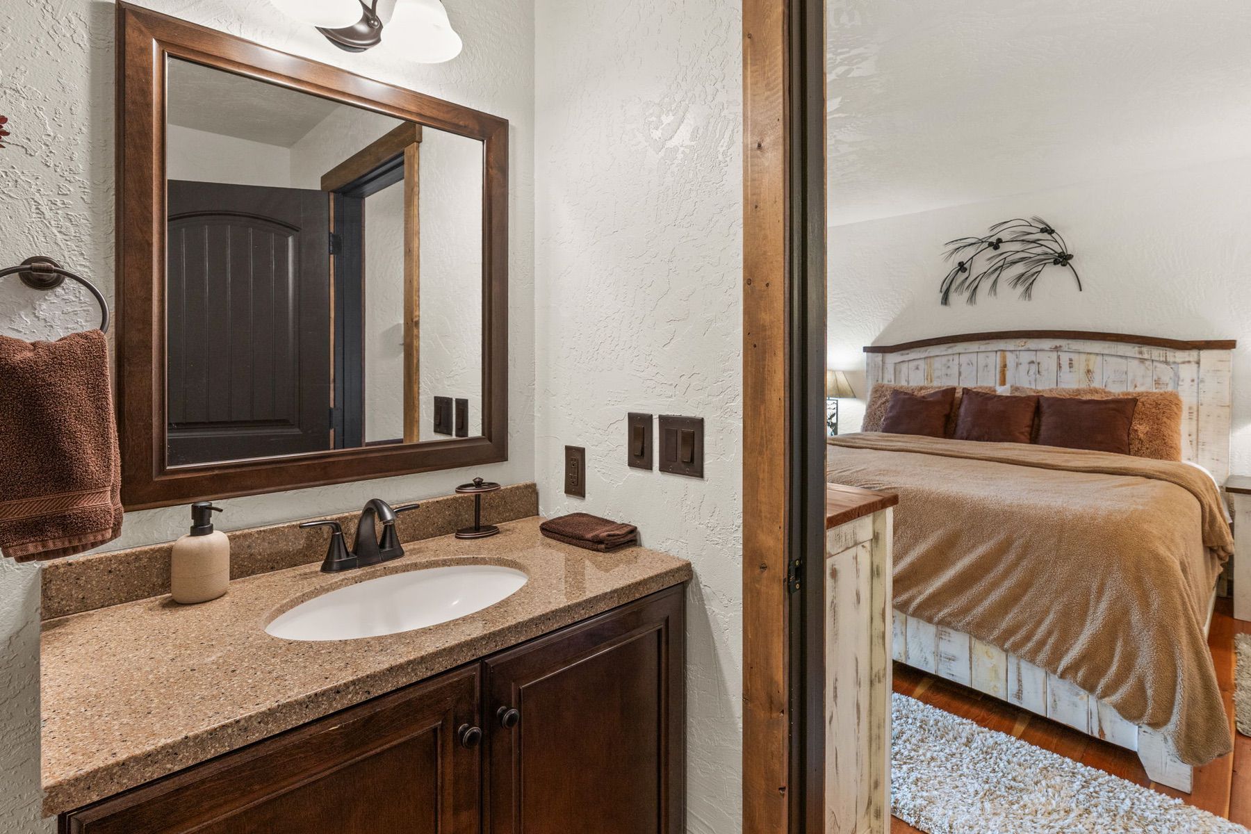  708 US Highway 212 W - 物件實景