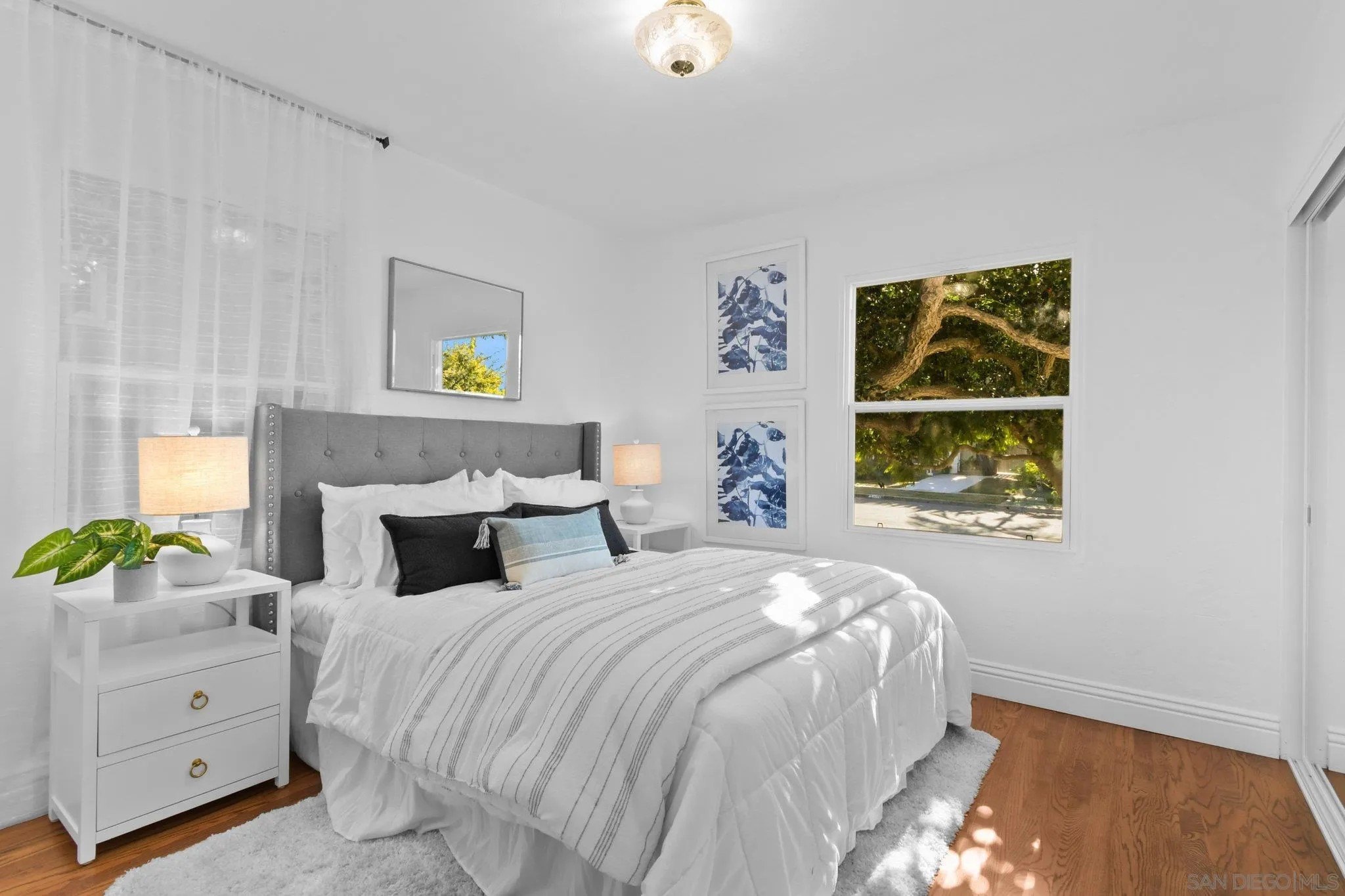 San Diego, California, 92107, United States, 3 Bedrooms Bedrooms, ,2 BathroomsBathrooms,Residential,For Sale,1988233