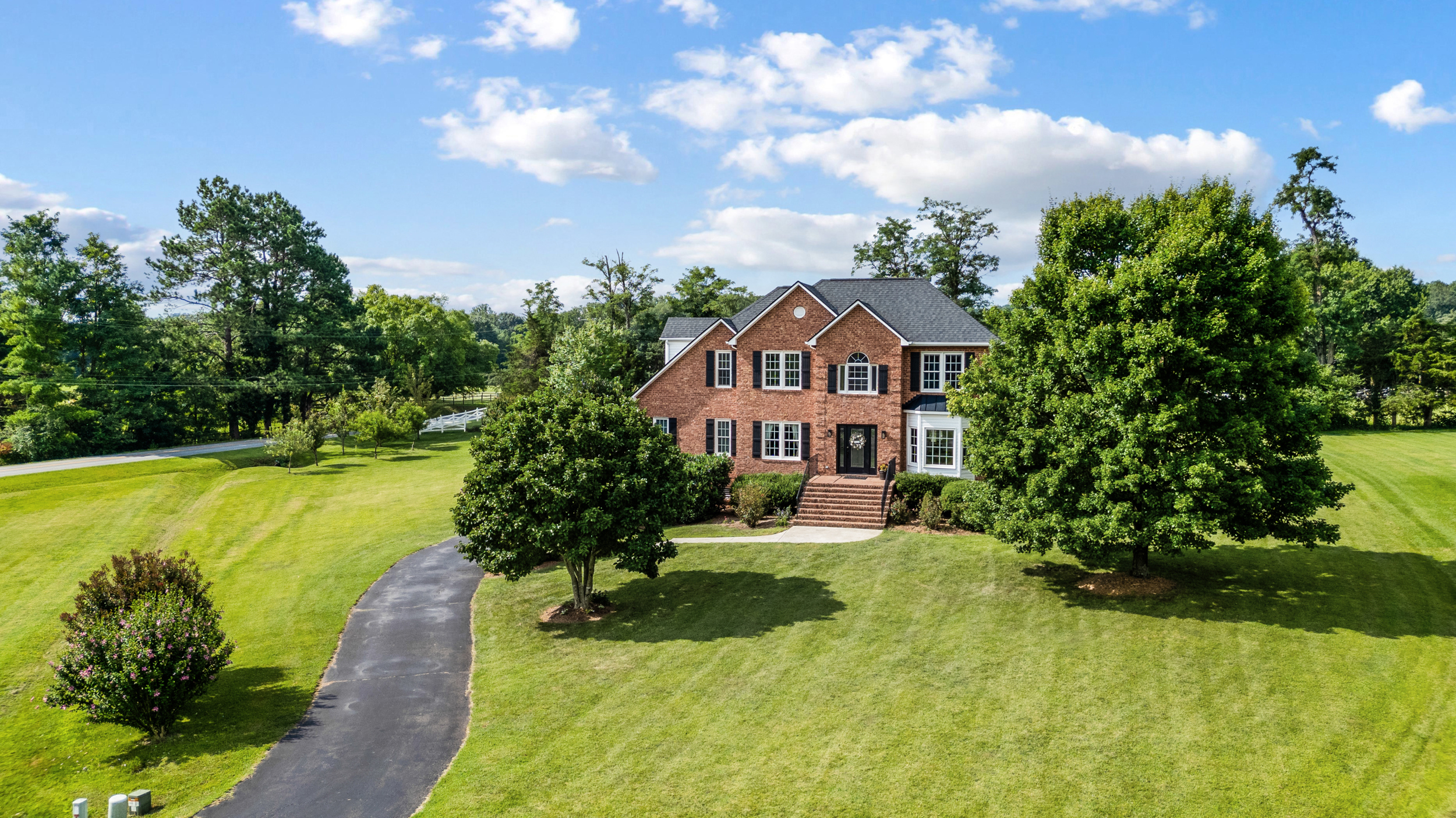 Forest, Virginia, 24551, United States, 4 Bedrooms Bedrooms, ,4 BathroomsBathrooms,Residential,For Sale,1902998