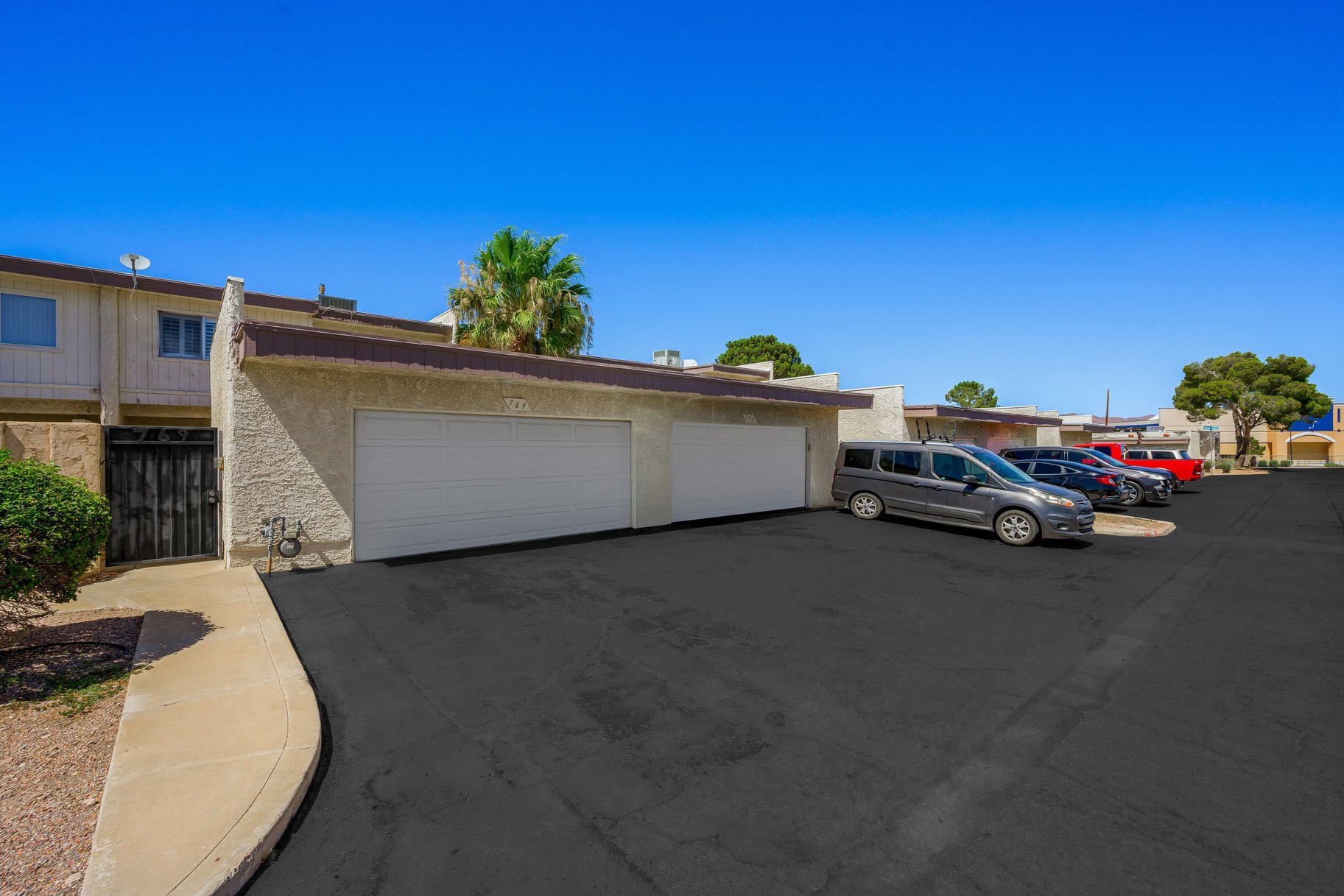 Updated Henderson Townhome in Arrowhead Estates - 物件實景