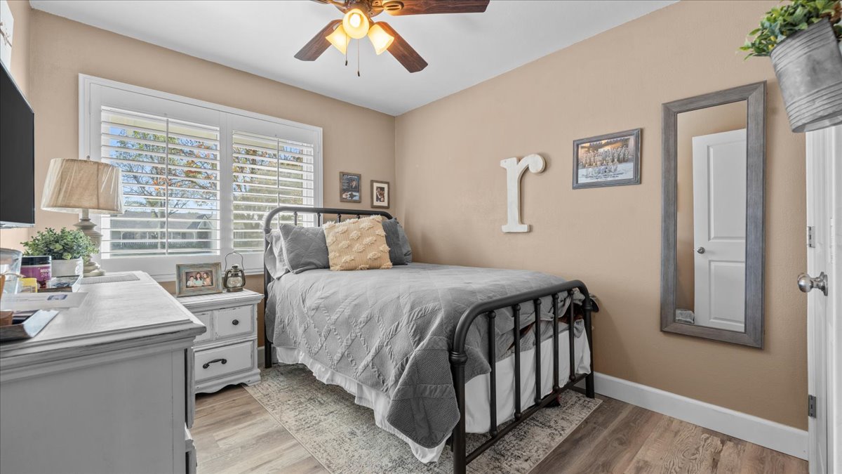 Ontario, California, 91762, United States, 3 Bedrooms Bedrooms, ,2 BathroomsBathrooms,Residential,For Sale,2012537