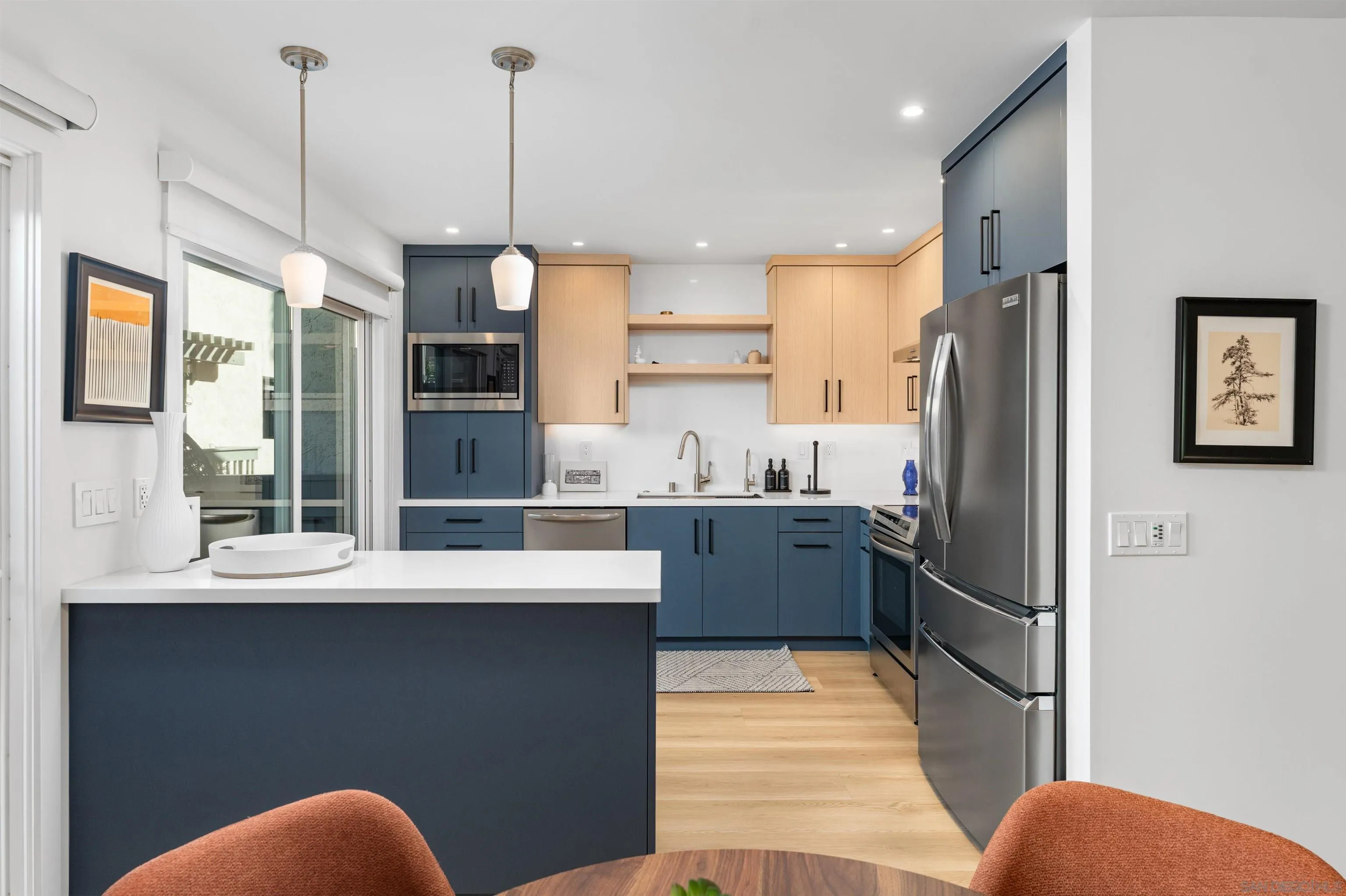 San Diego, California, 92111, United States, 2 Bedrooms Bedrooms, ,3 BathroomsBathrooms,Residential,For Sale,2003271