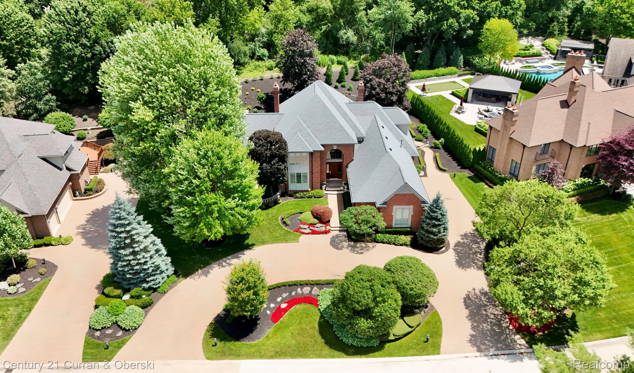 Northville, Michigan, 48168, United States, 5 Bedrooms Bedrooms, ,6 BathroomsBathrooms,Residential,For Sale,2023704