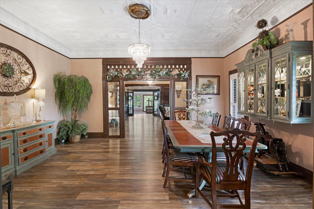 Carthage, Texas, 75633, United States, 5 Bedrooms Bedrooms, ,4 BathroomsBathrooms,Residential,For Sale,1804016