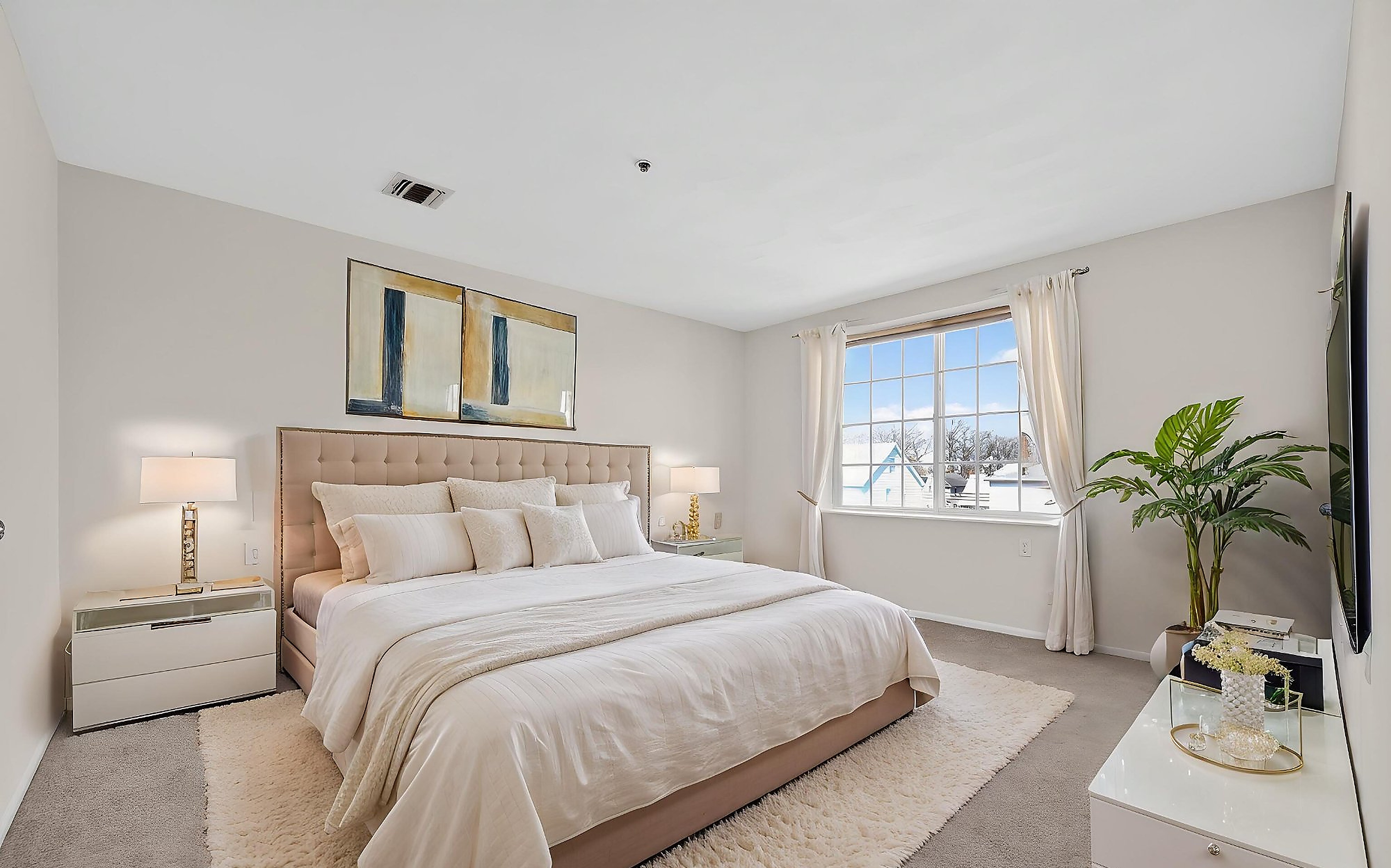  54 School Street, Westbury, NY, 11590 - 物件實景